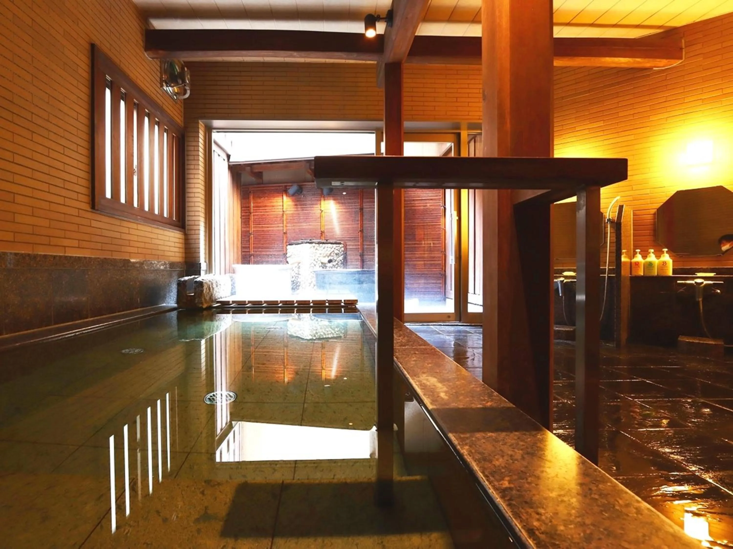 Hot Spring Bath in Ryokan Tanabe 旅館田邊