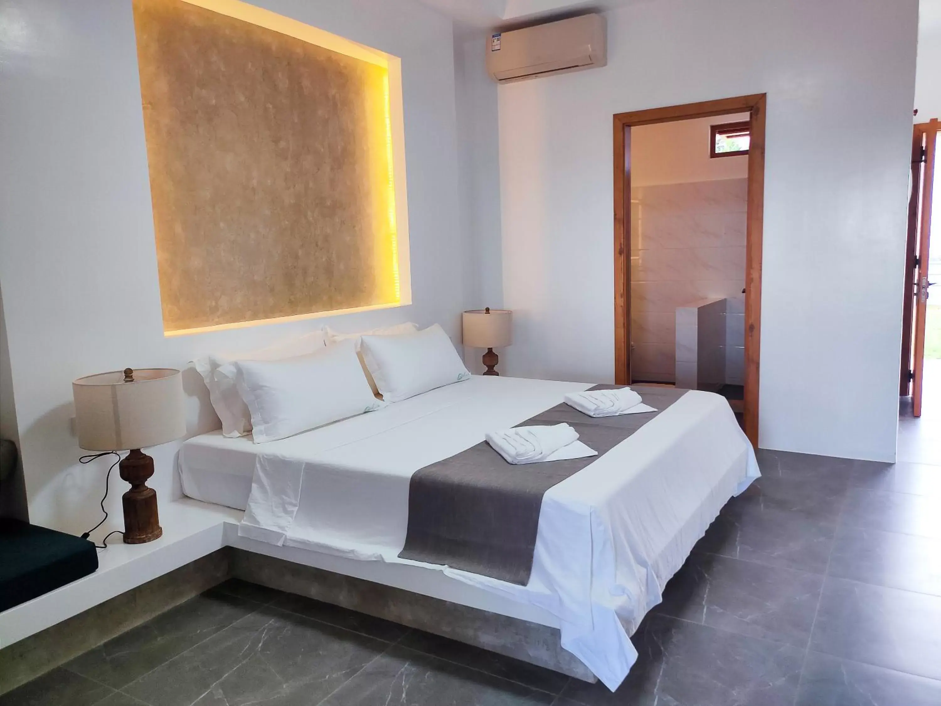 Standard Queen Room in Bohol Coastal View Hotel Standard Queen Room in Bohol Coastal View Hotel