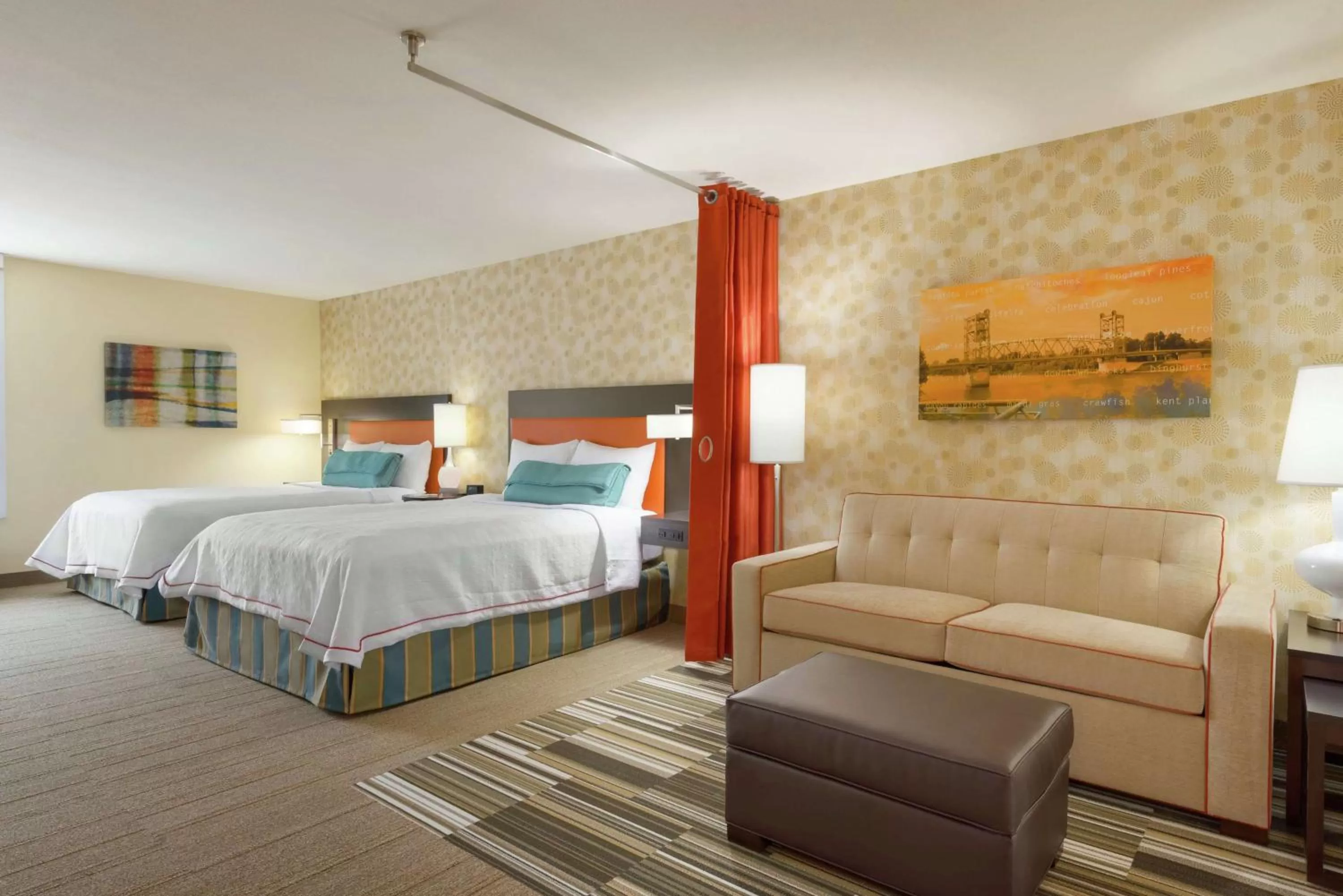 Living room, Bed in Home2 Suites by Hilton Alexandria