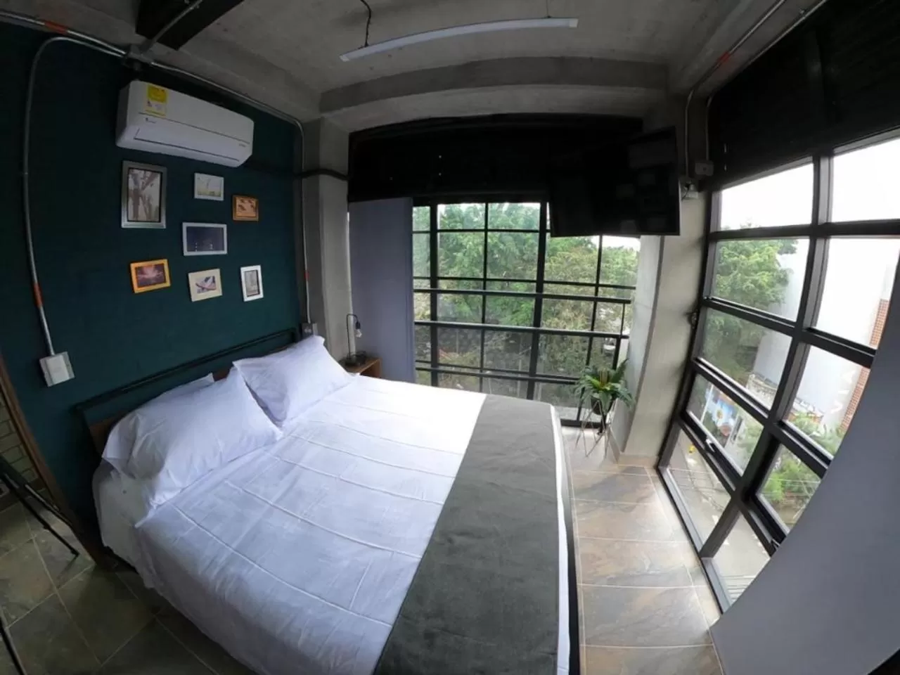 Deluxe Double Room in Manila Hotel Boutique