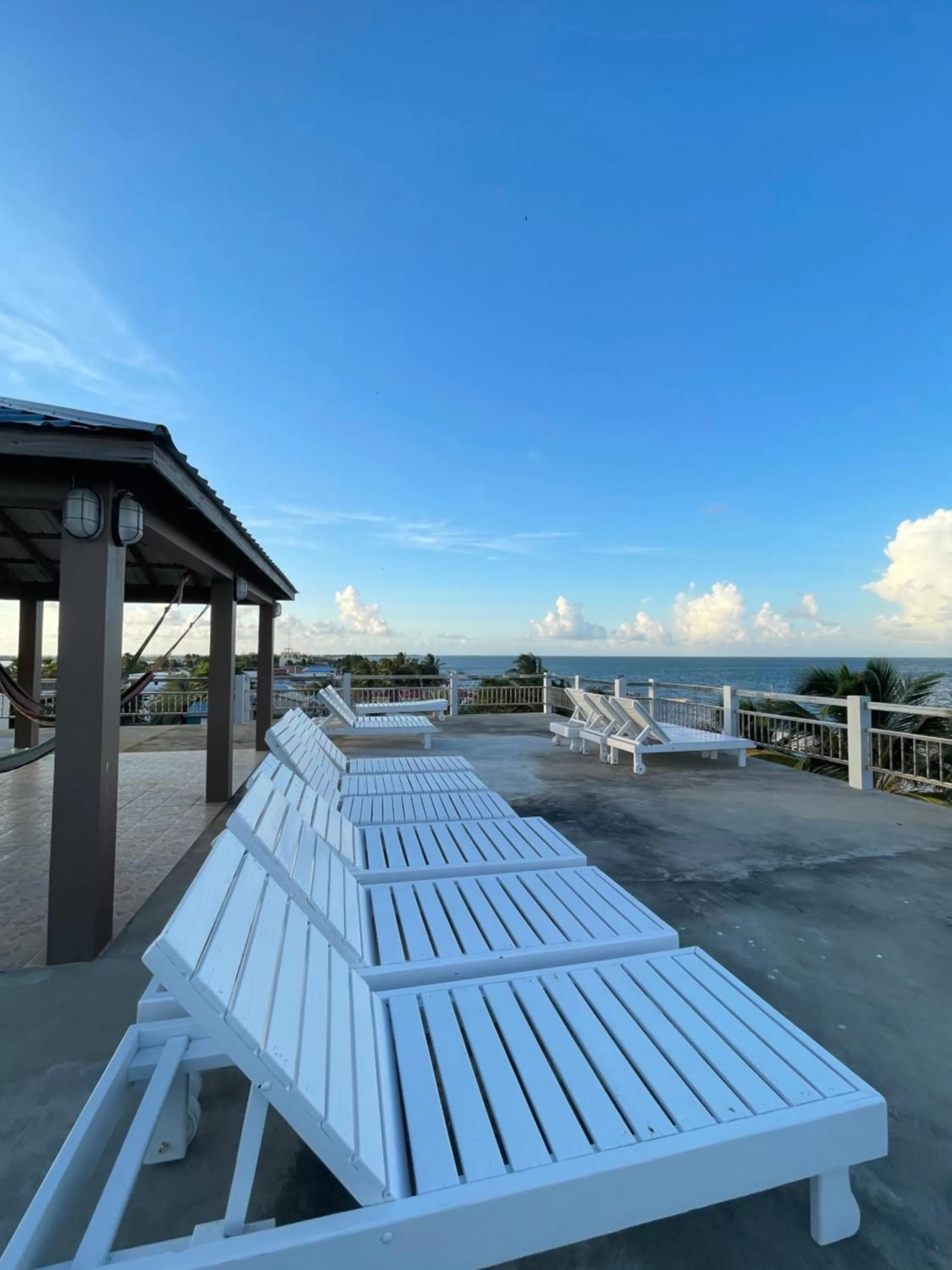 Caye Caulker Beach Hotel