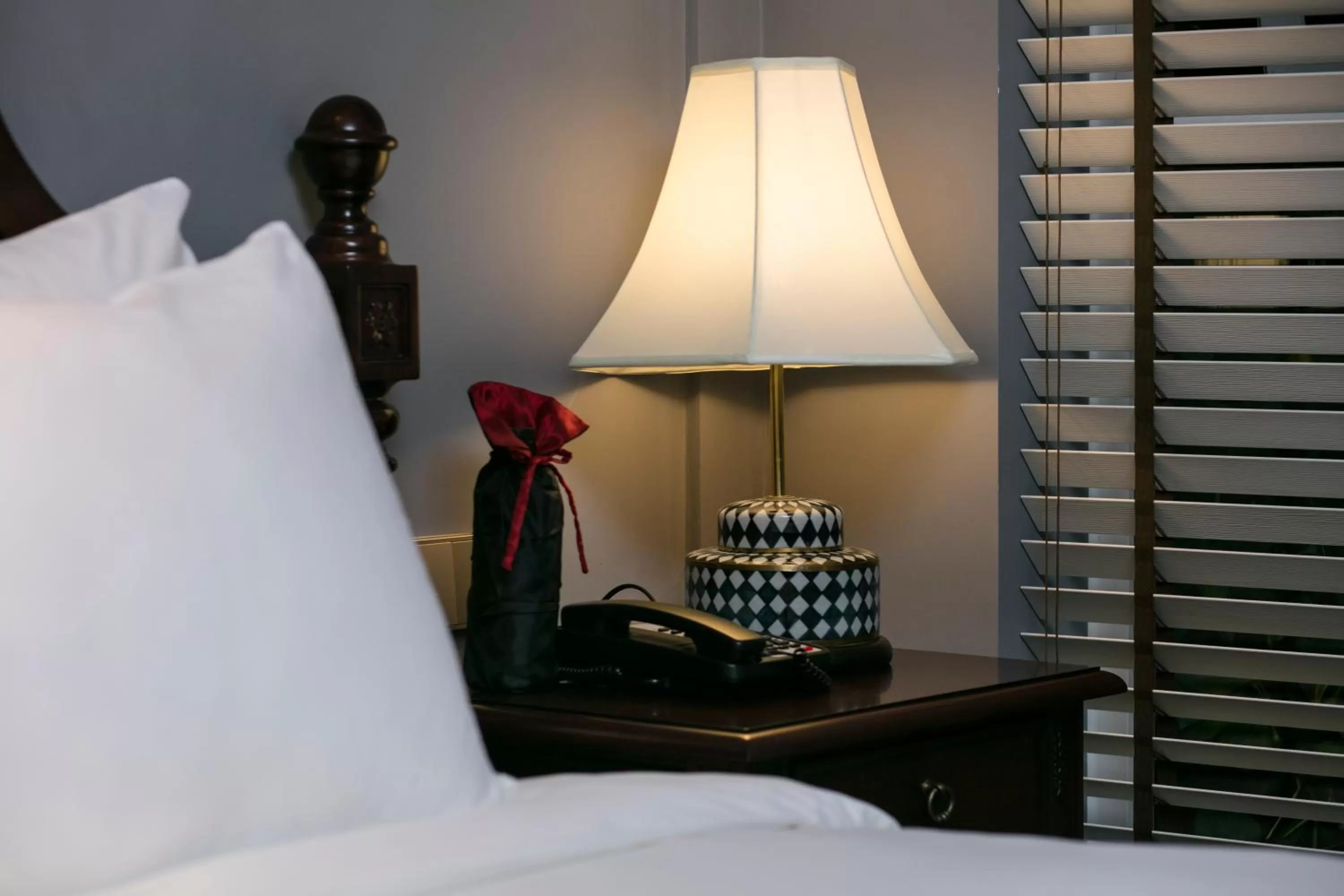 Coffee/tea facilities, Bed in La Sinfonía Majesty Hotel and Spa