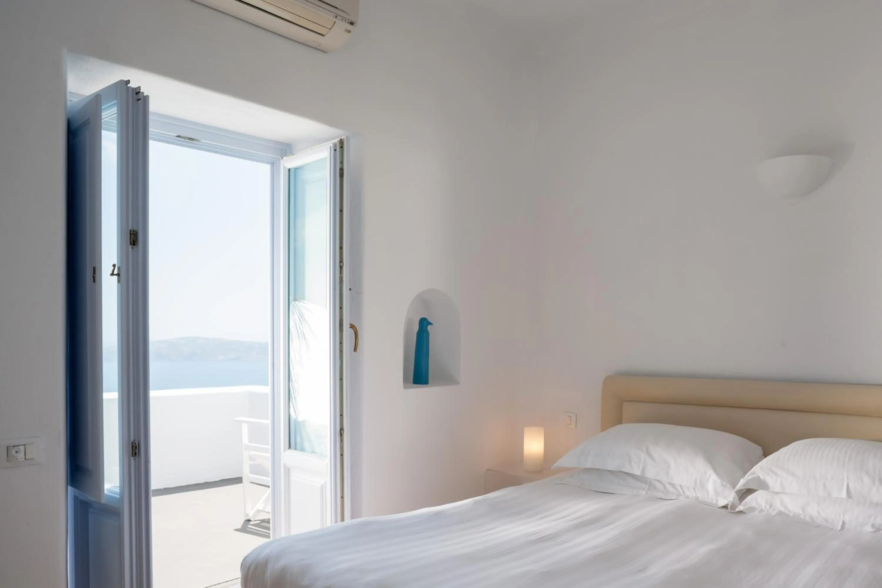 Day, Bed in Aria Suites & Villas