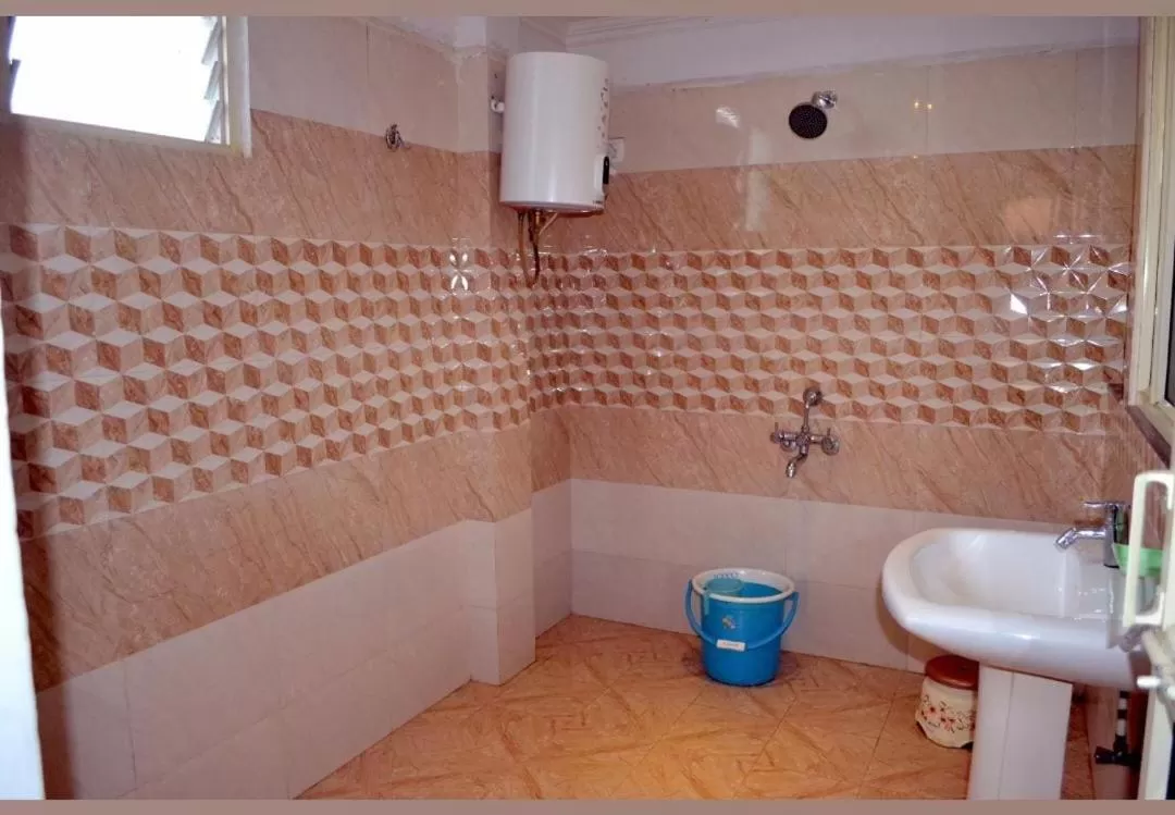 Toilet, Bathroom in Hotel Rock View