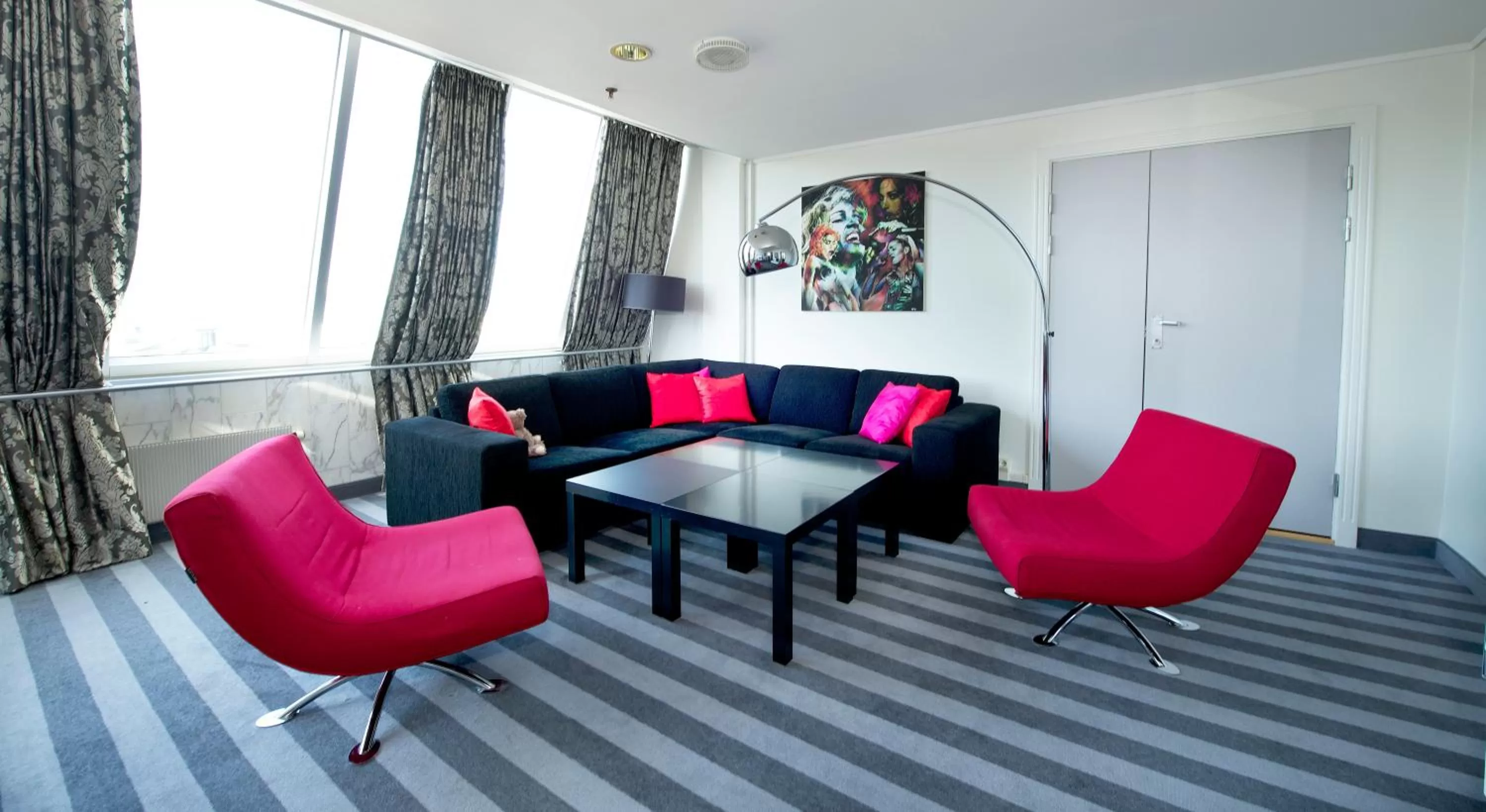 Seating area in Home Hotel Grand Olav