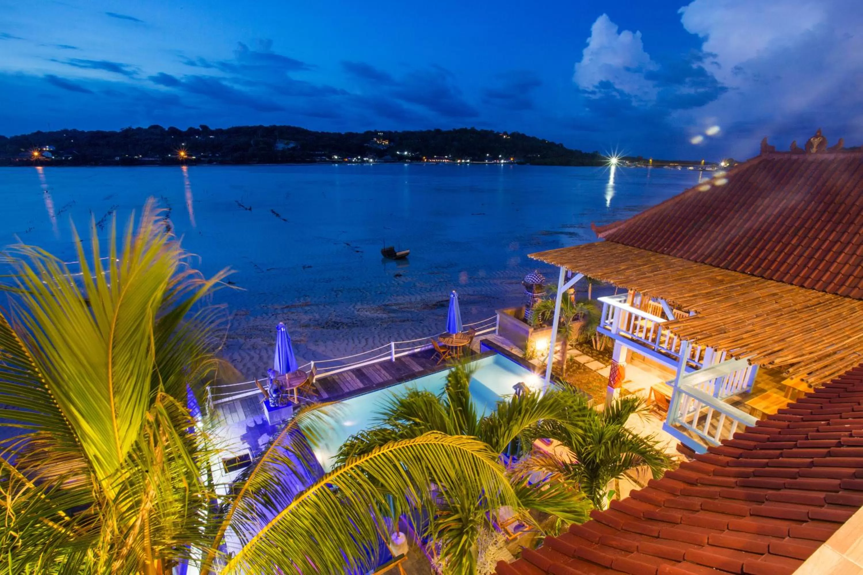 River view in Aurora Beach View