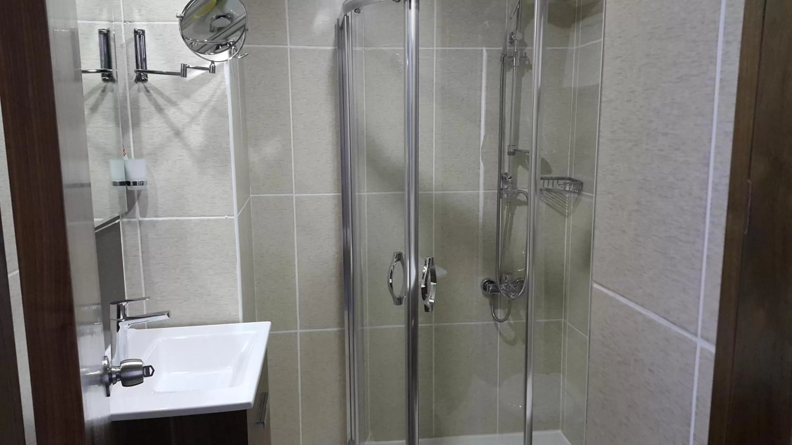 Shower, Bathroom in Miroglu Hotel
