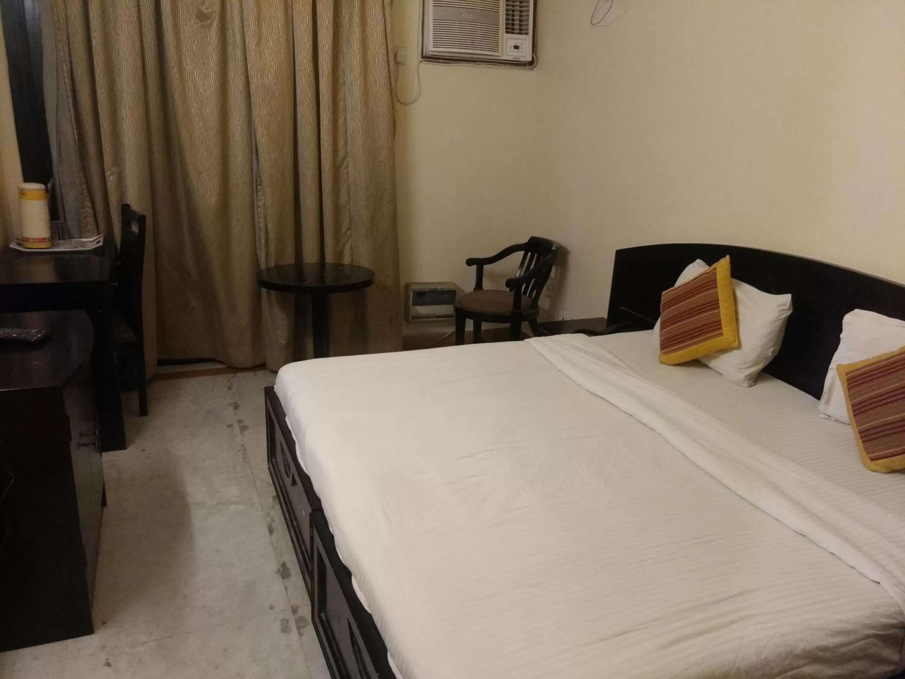 Bedroom, Bed in Hotel City Centre Inn - Nizamuddin Railway Station
