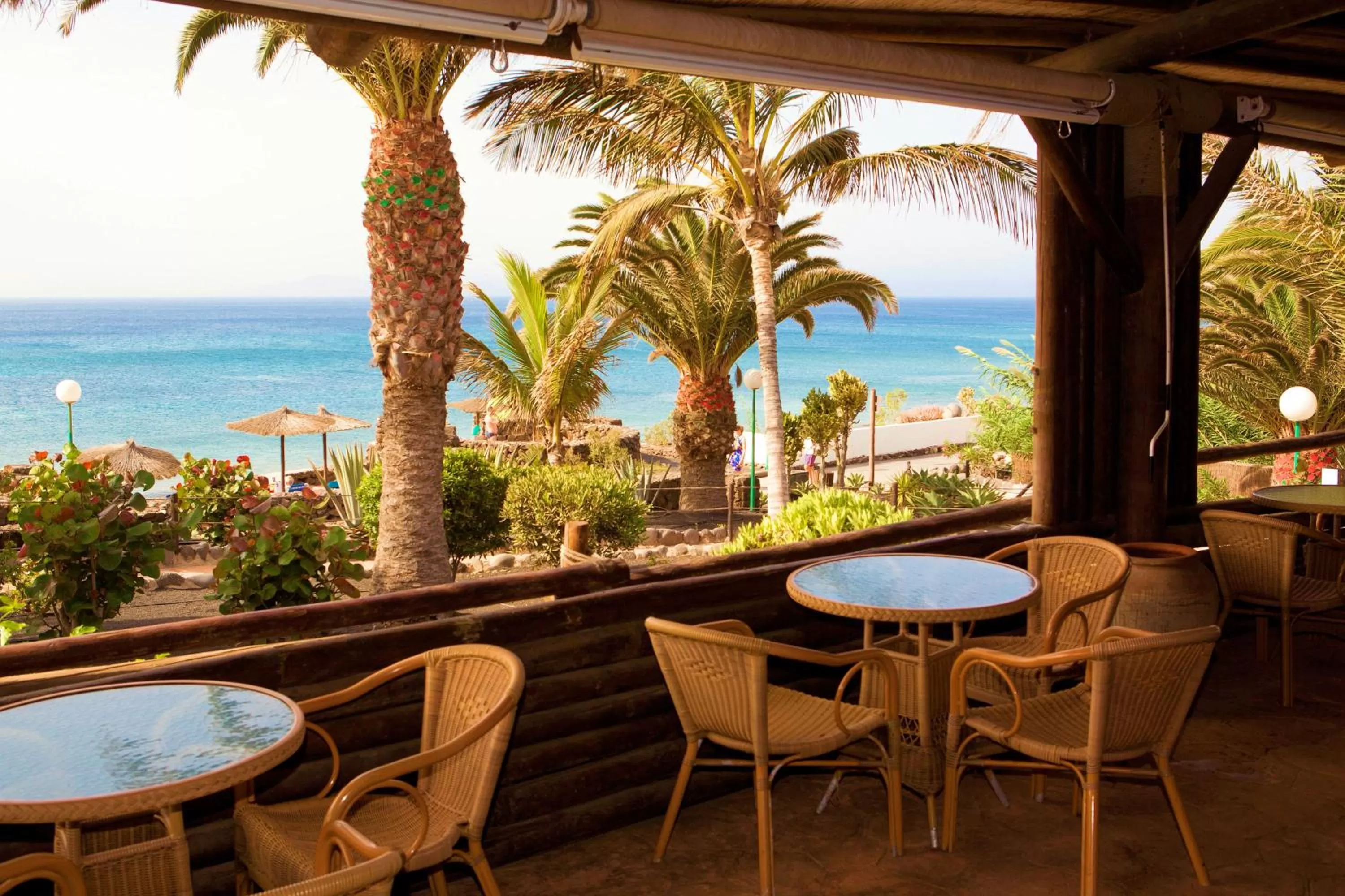 Lounge or bar in SBH Hotel Royal Mónica