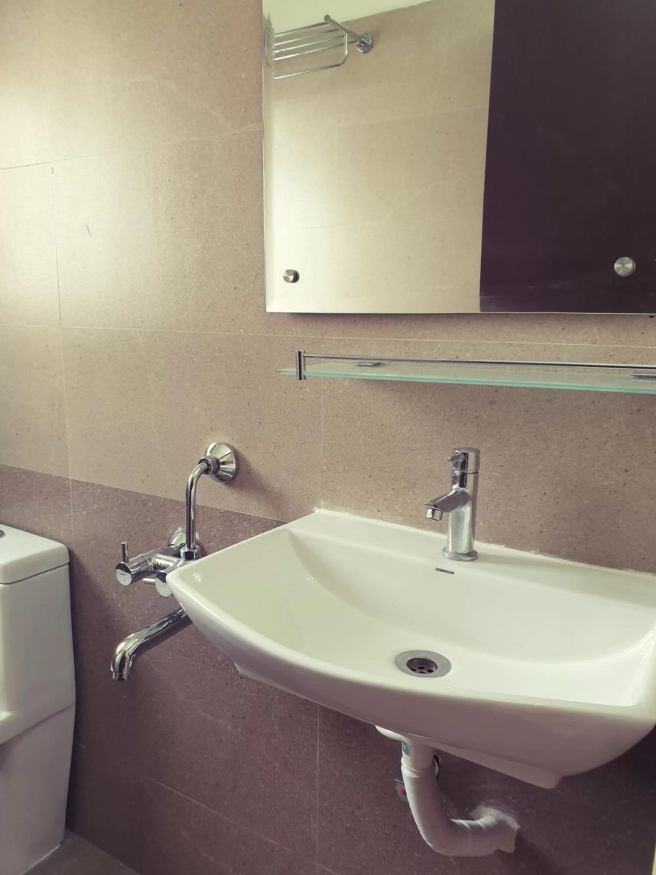 Bathroom in Chippy Inn