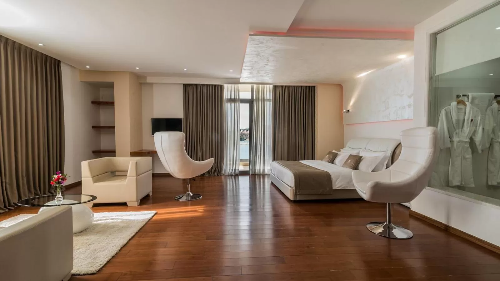 Seating Area in Deluxe & Executive SPA by Rafaelo