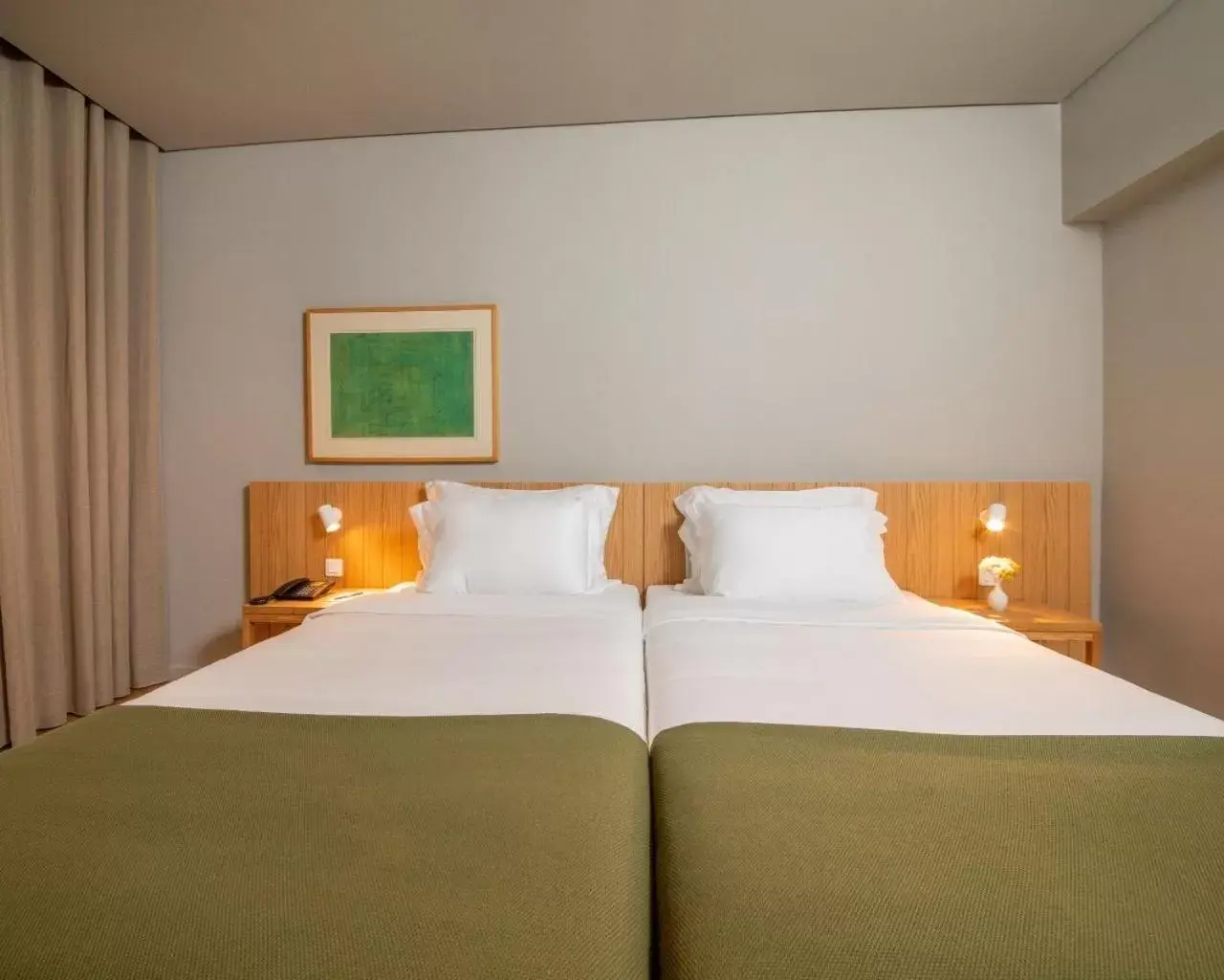 Twin Room with Garden View in Montebelo Principe Perfeito Viseu Garden Hotel Twin Room with Garden View in Montebelo Principe Perfeito Viseu Garden Hotel