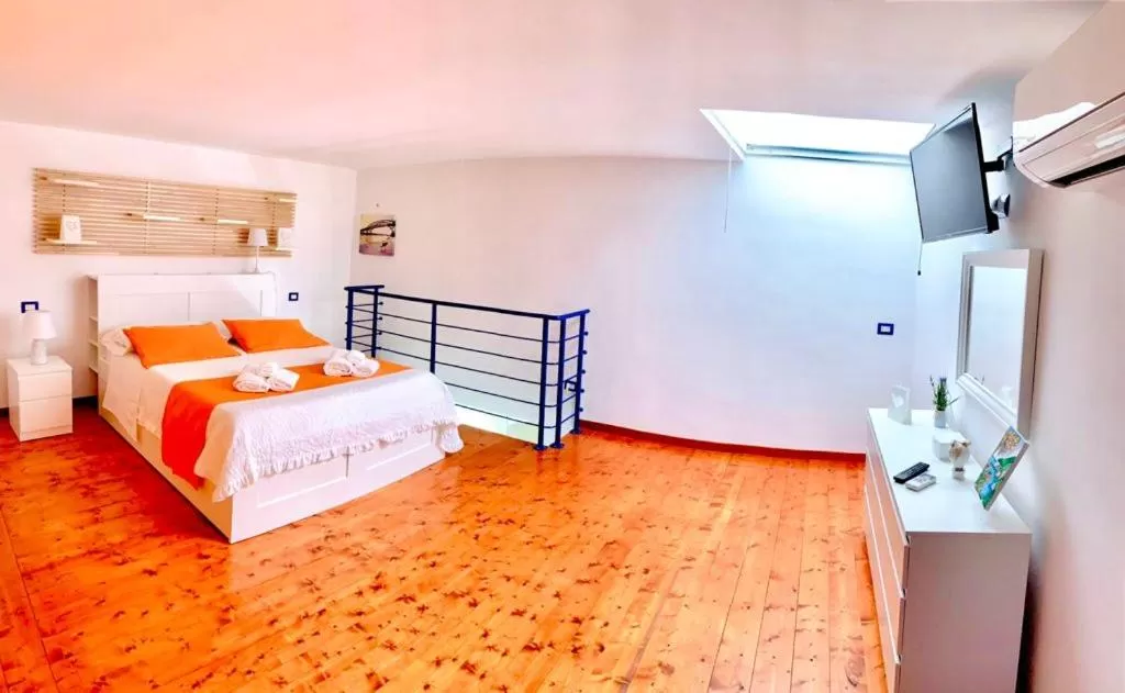 Apartment with Terrace in Starview Apartment - Comfy Apt by the center