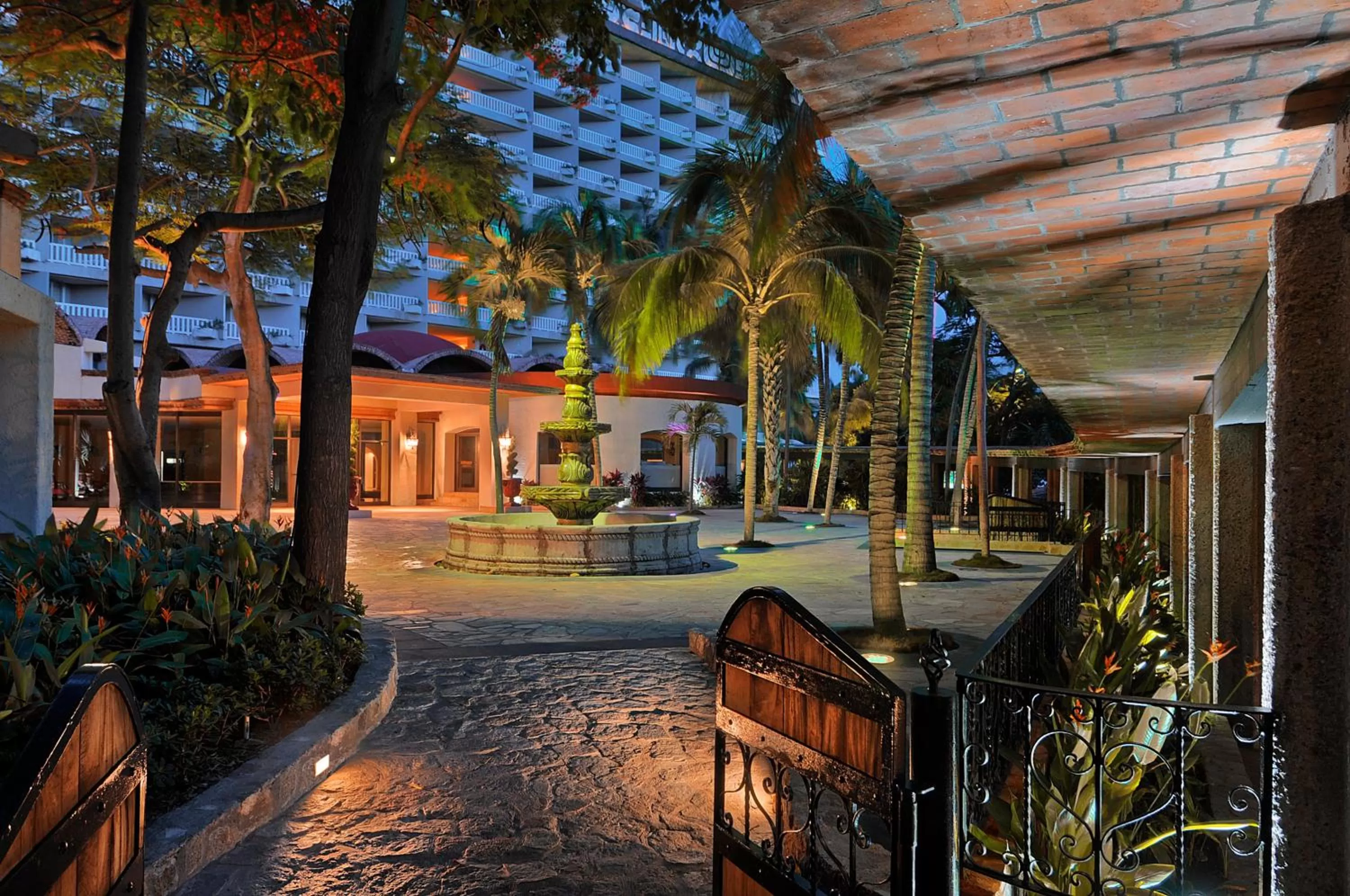 Business facilities in Princess Mundo Imperial Riviera Diamante Acapulco