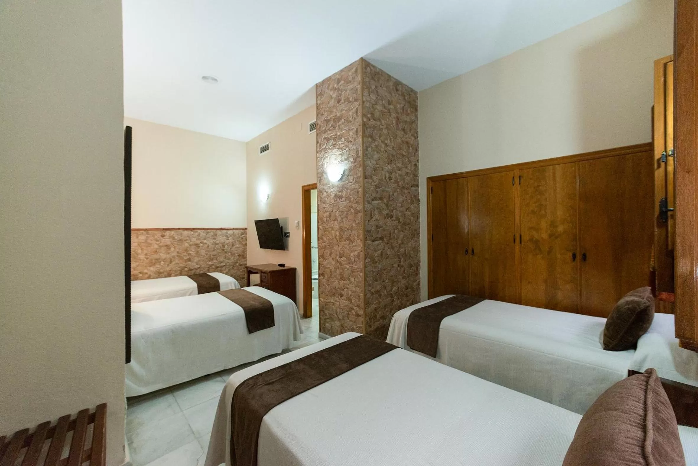 Photo of the whole room, Bed in Hotel Casa Museo de la Mezquita