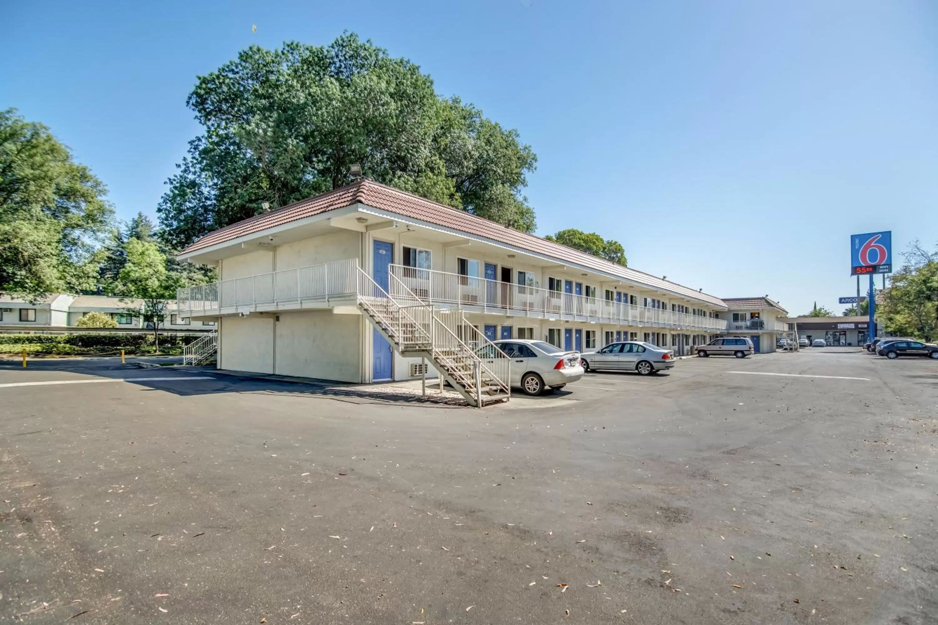 Property building in Motel 6-Stockton, CA - North