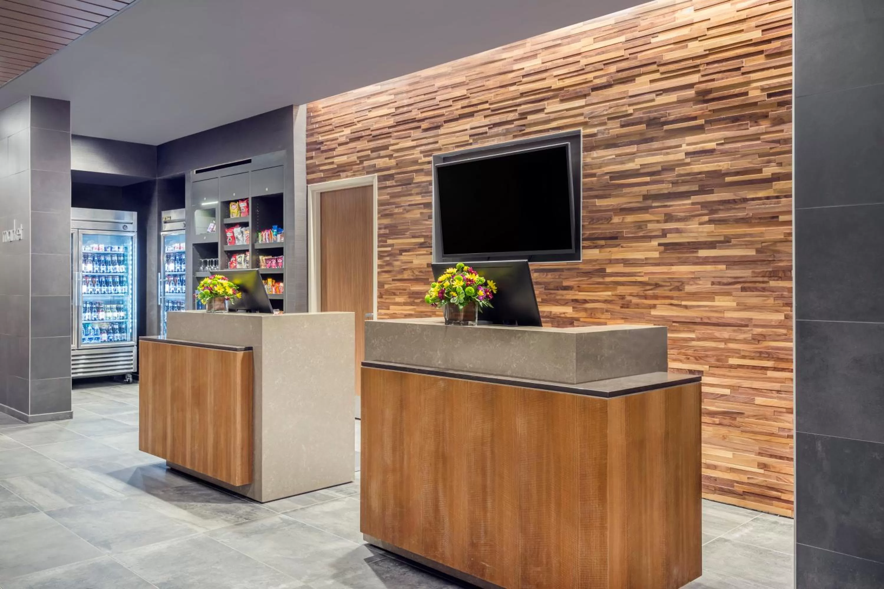 Lobby or reception in Wyndham Garden at Niagara Falls