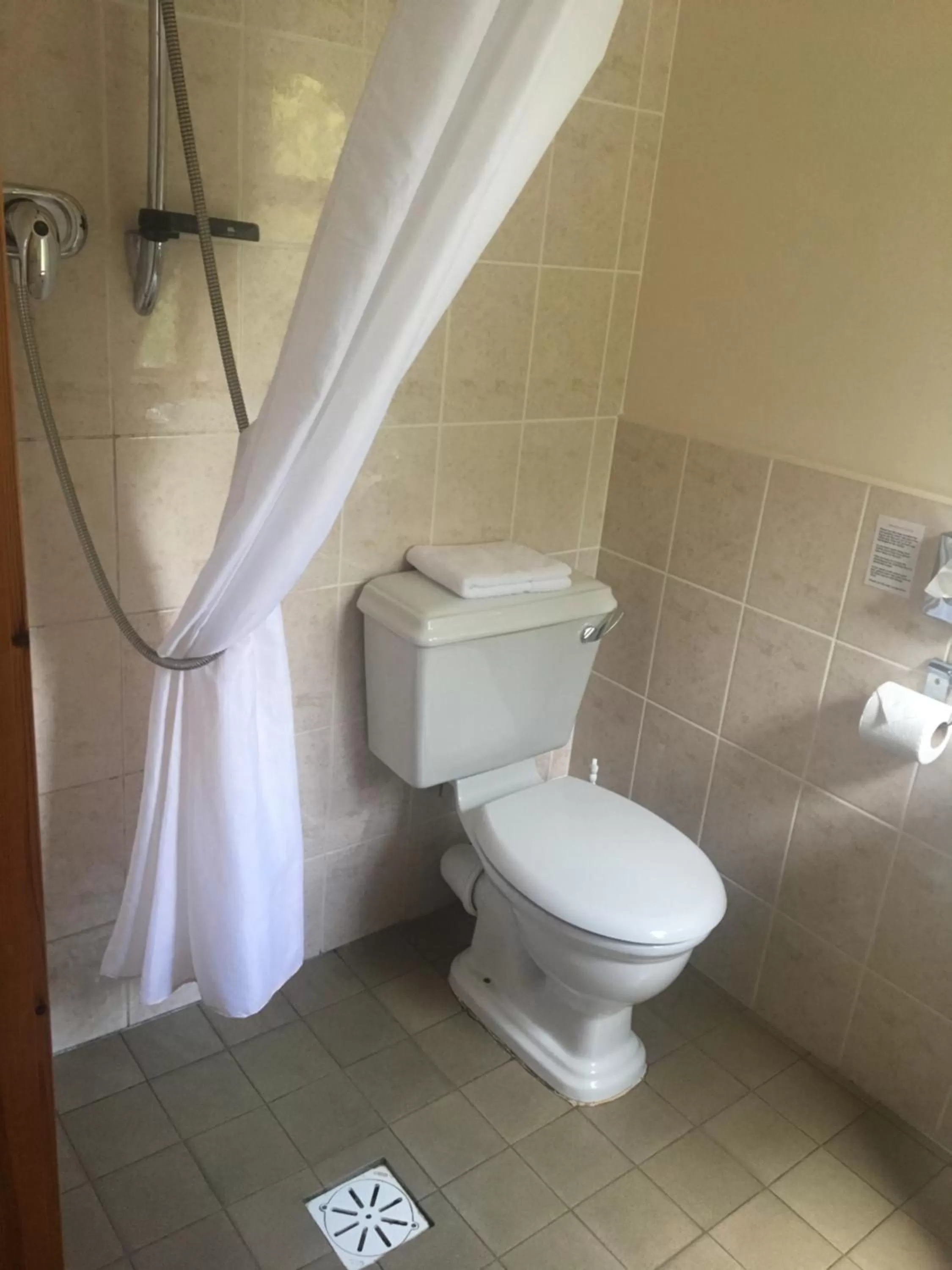 Bathroom in Deveron Lodge Guest House