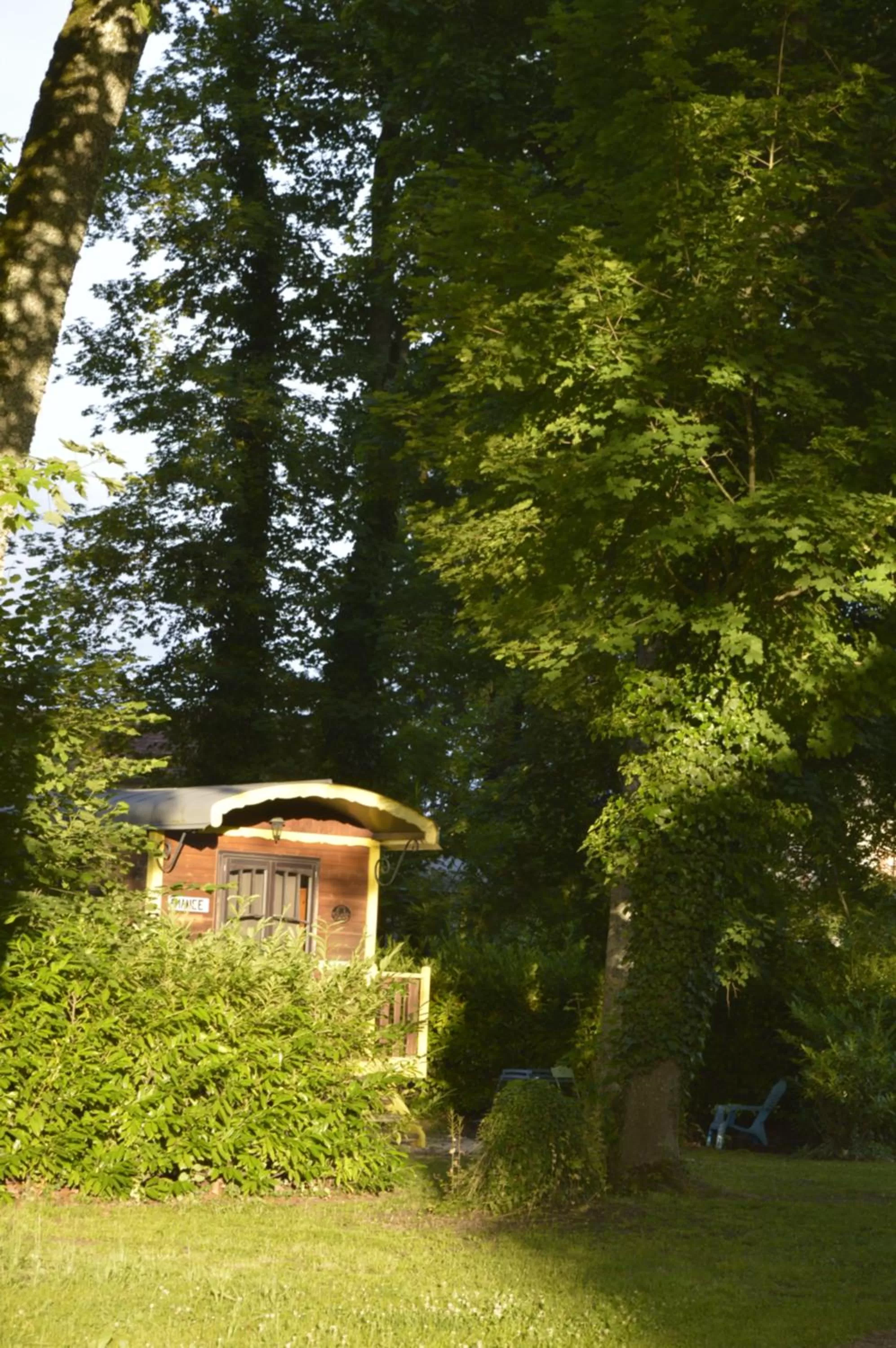 Garden in Le Village de la Champagne - Slowmoov