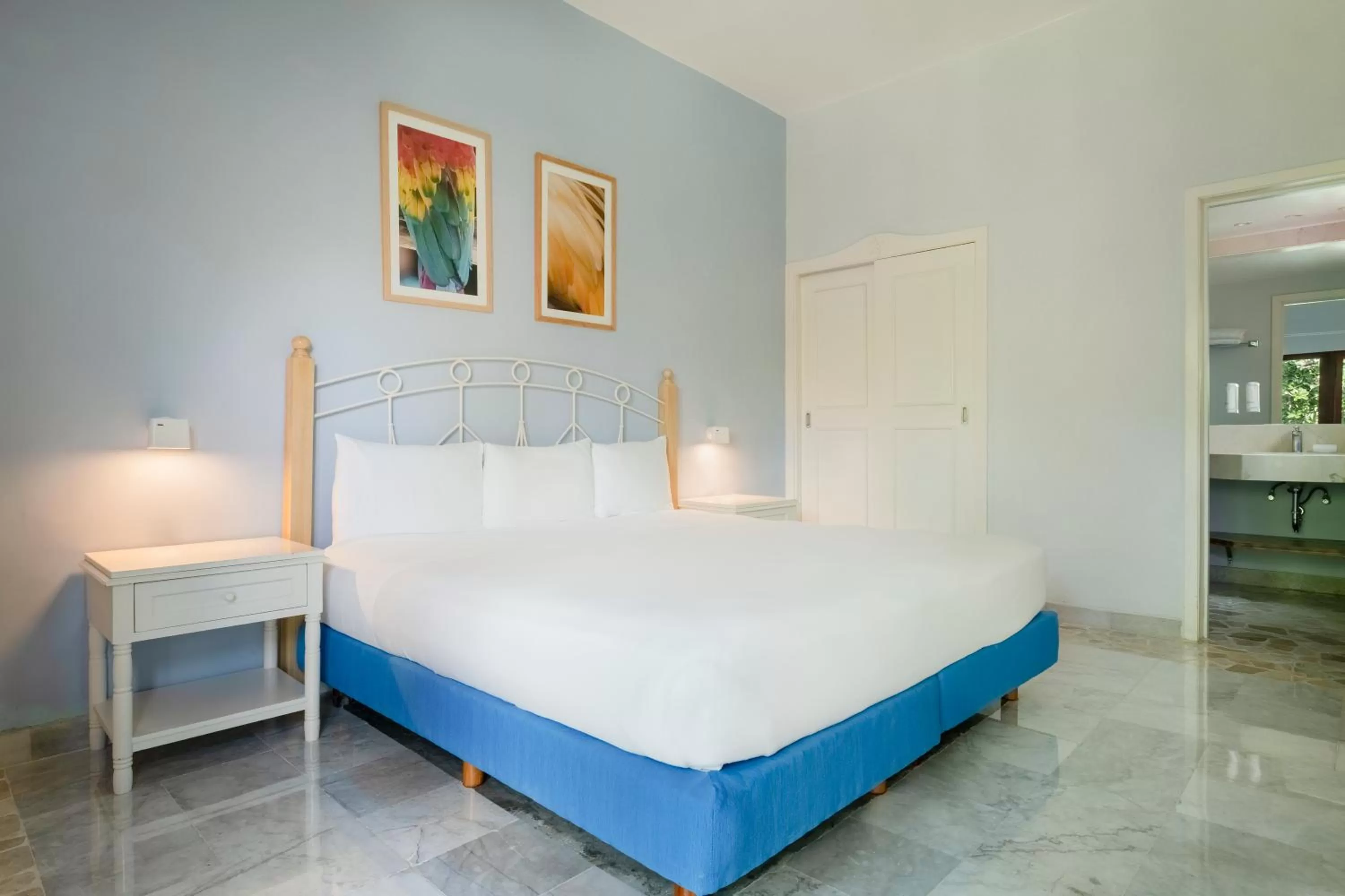 Standard Room (2 Adults) in Iberostar Waves Cozumel - All Inclusive