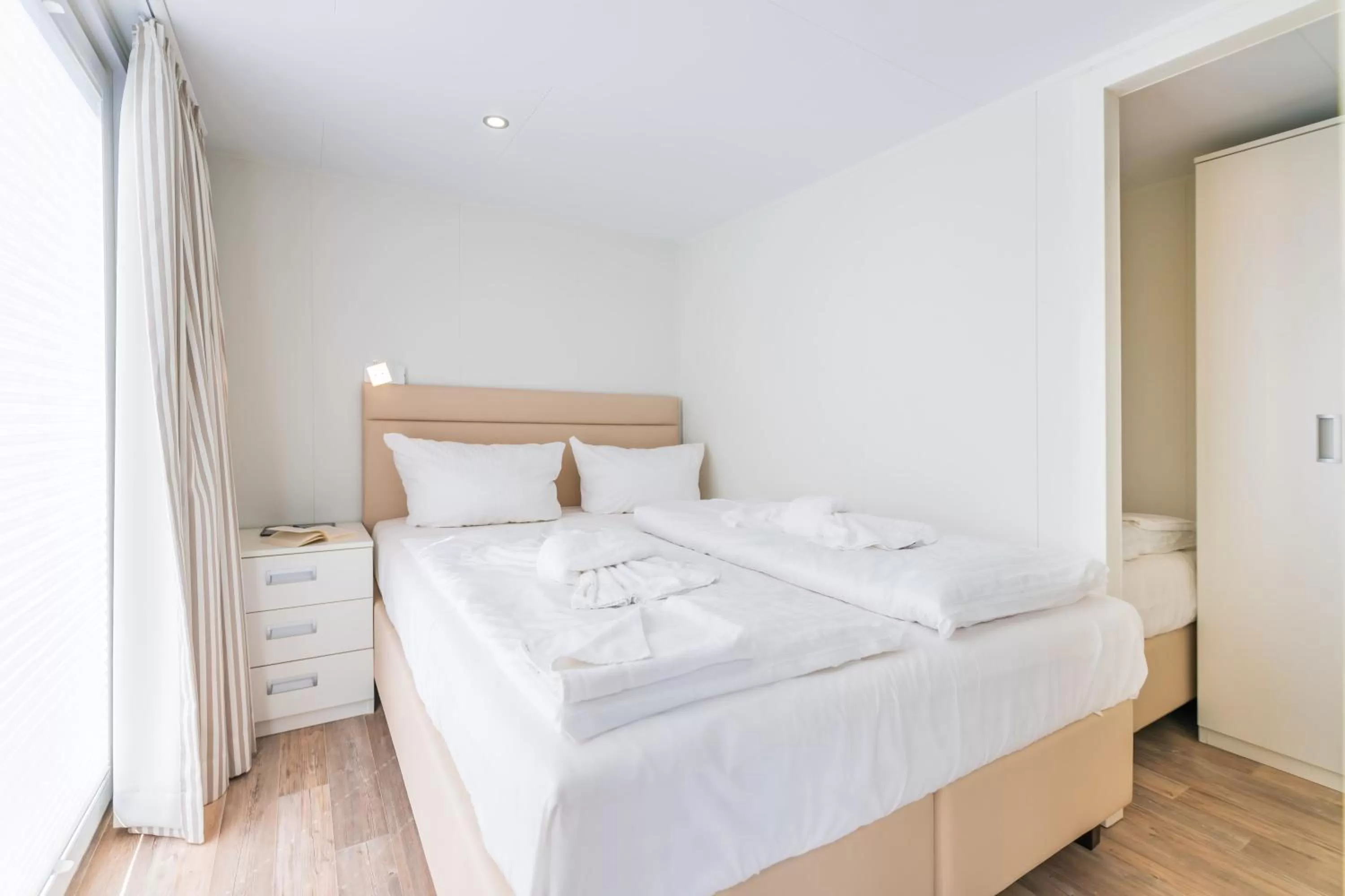 Bed in Marina Martinshafen