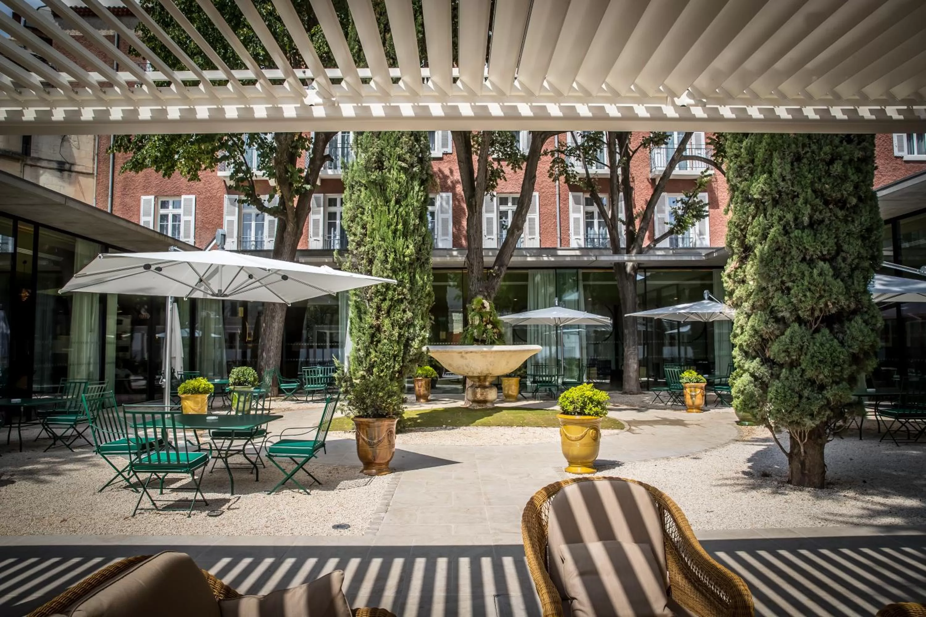 Patio in Maison Albar Hotels L’Imperator