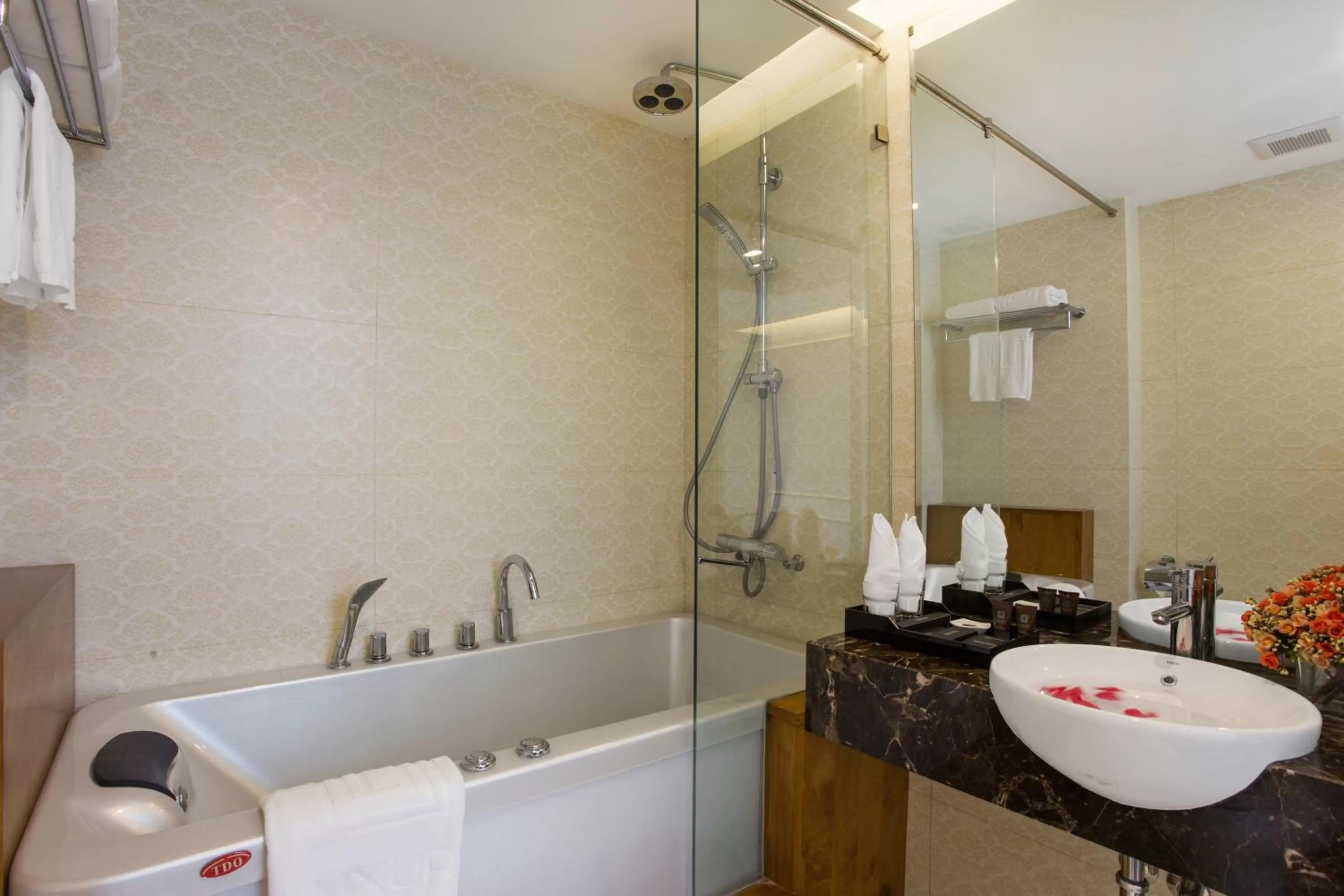 Bathroom in Luxury Old Quarter Hotel & Gym