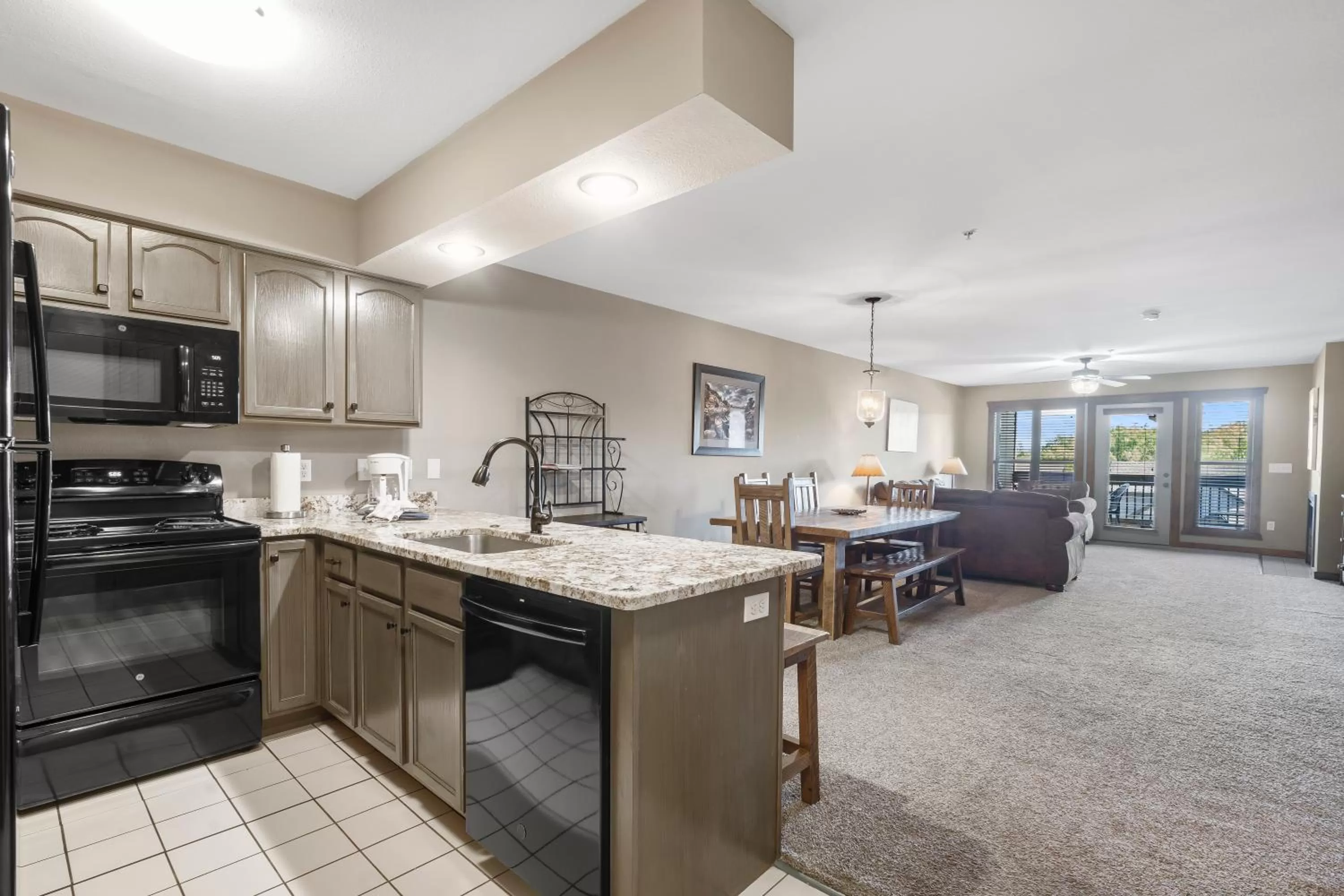 Kitchen or kitchenette in Table Rock Resorts at Indian Point