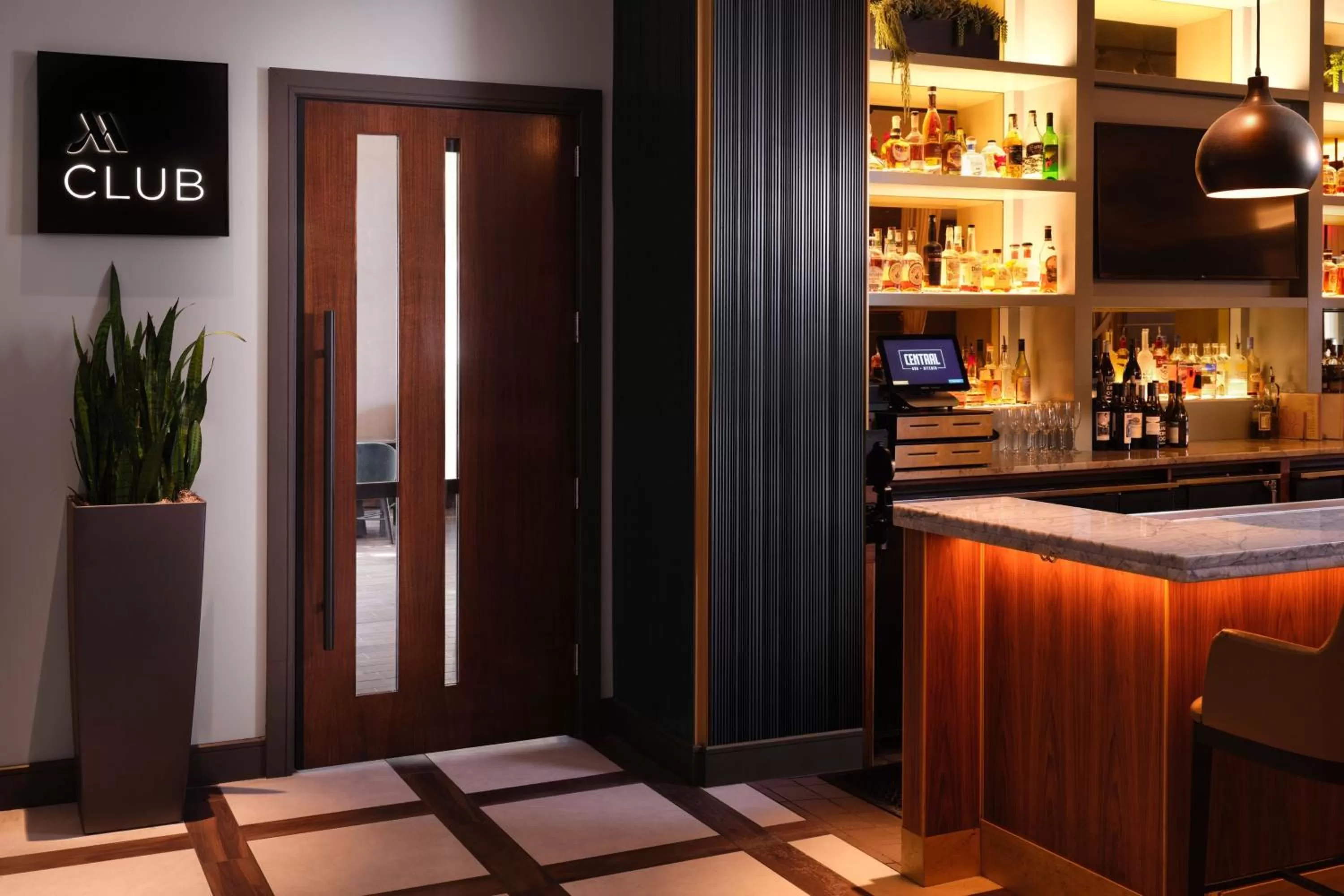 Lounge or bar in Nashville Marriott at Vanderbilt University