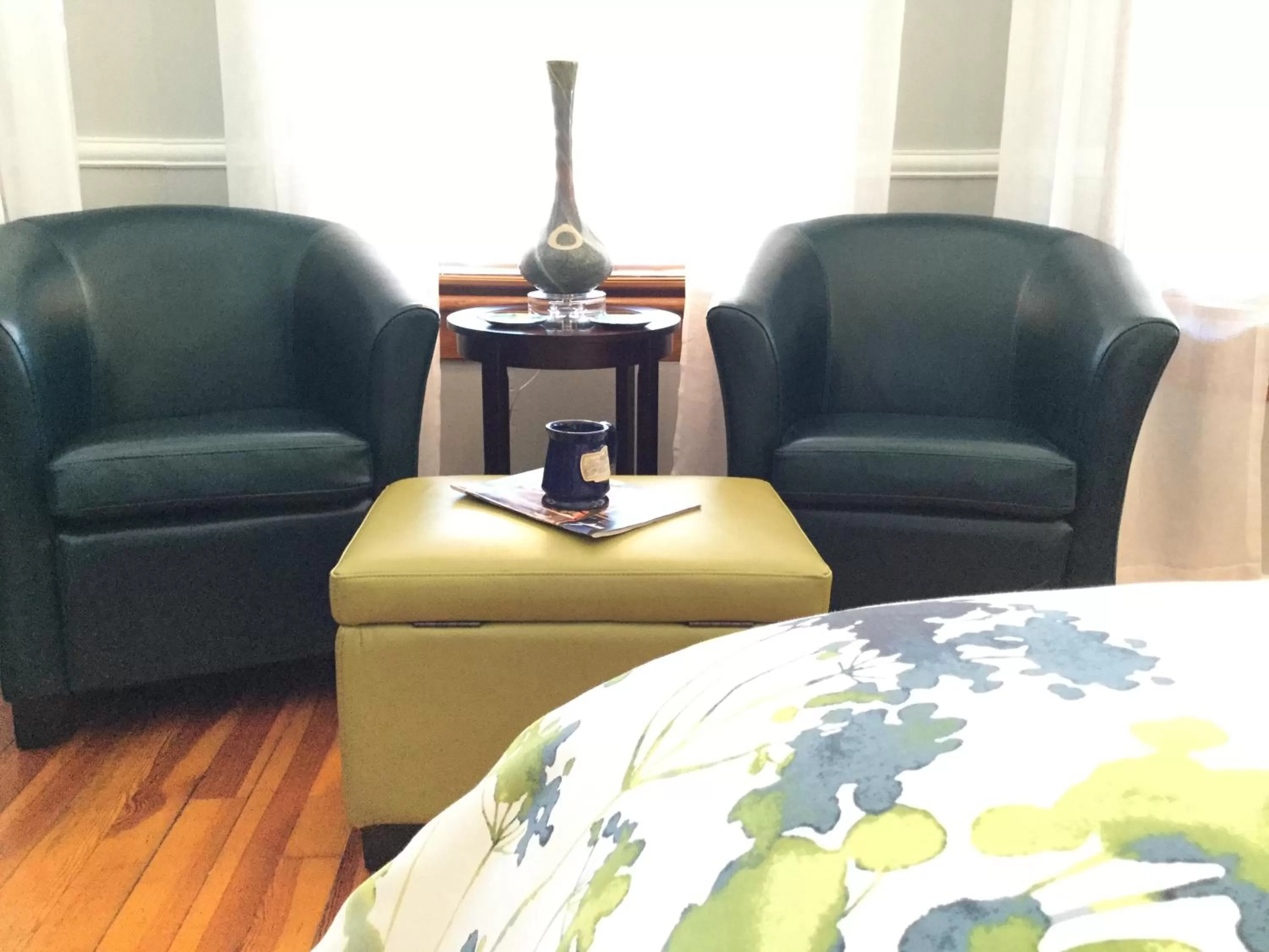 Seating area in Heartstone Inn