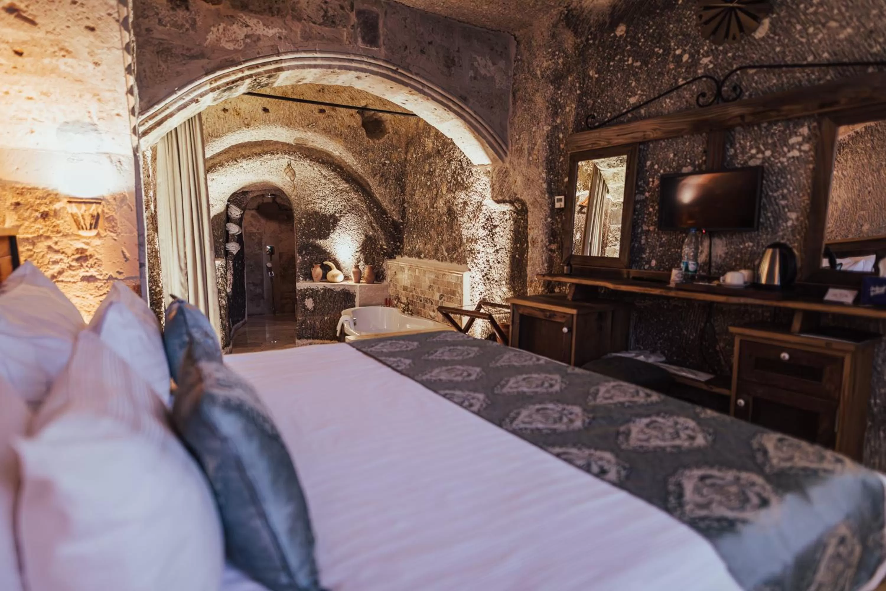 Bed in Şah Saray Cave Suites Halal Hotel