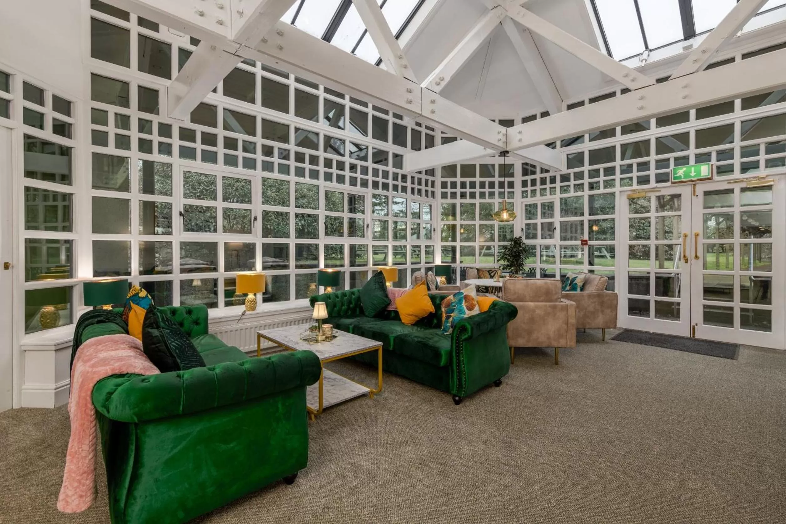 Lounge or bar in Sella Park Country House Hotel