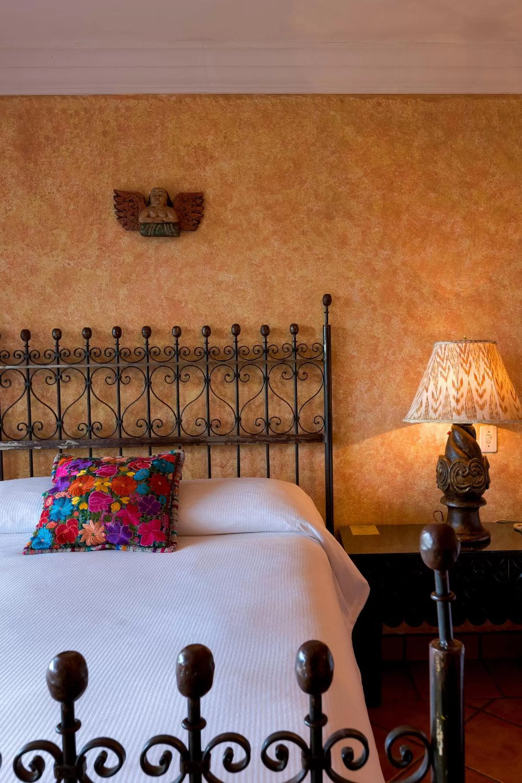 Area and facilities, Bed in Hotel Atitlan