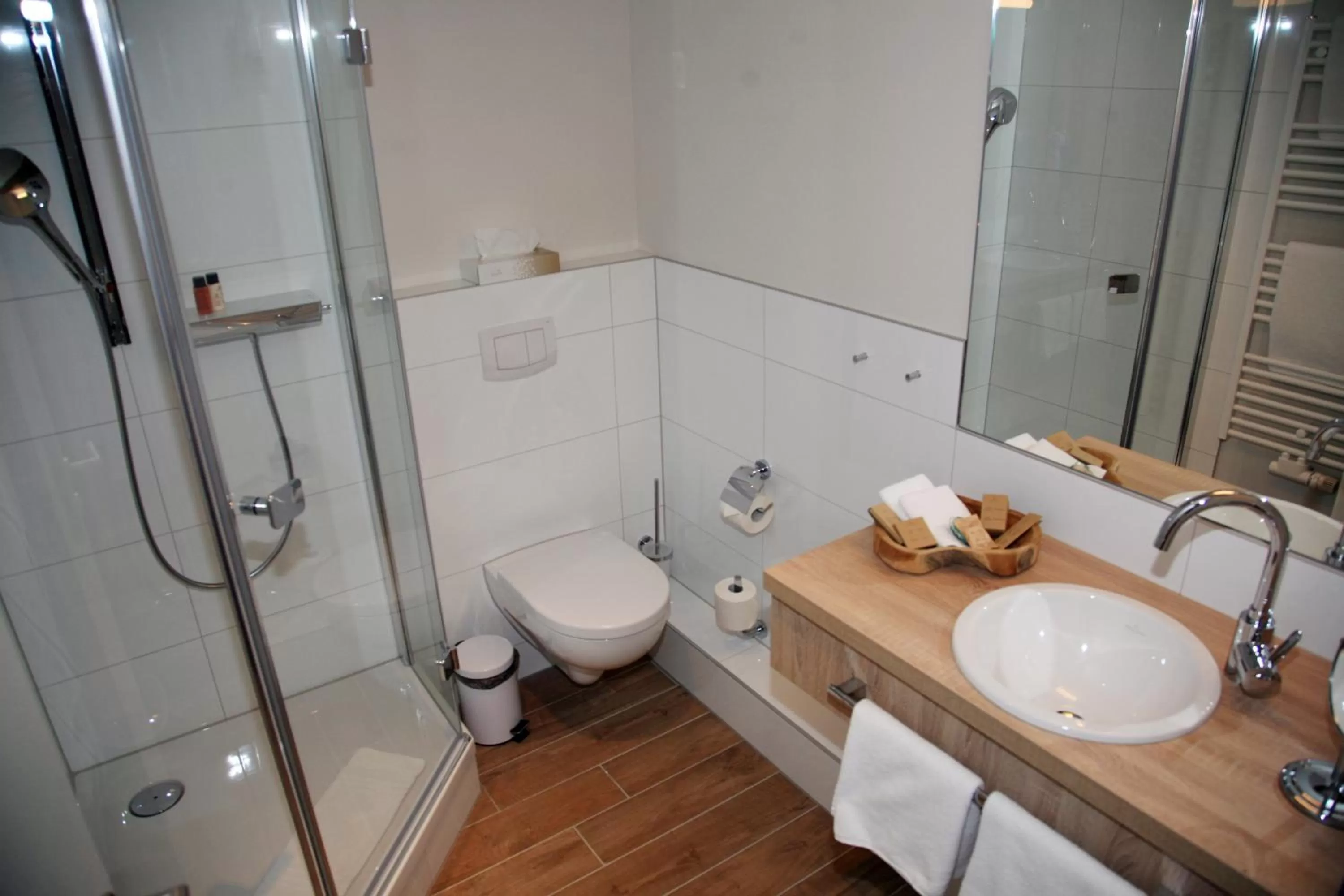 Shower in Hotel Alter Kornspeicher