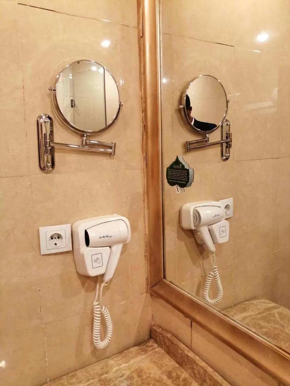 Shower in Jupiter International Hotel - Bole