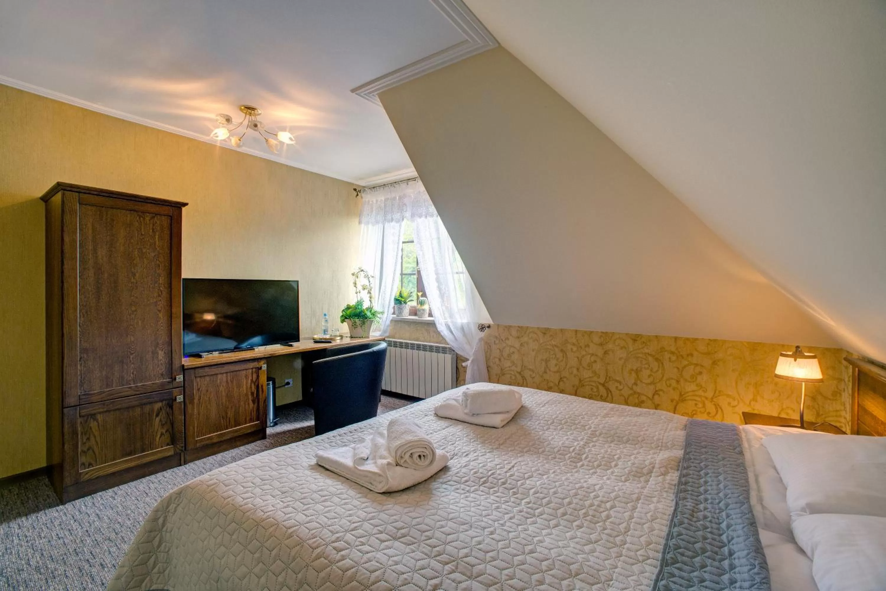 Bed in Pokoje Gościnne Murowanka