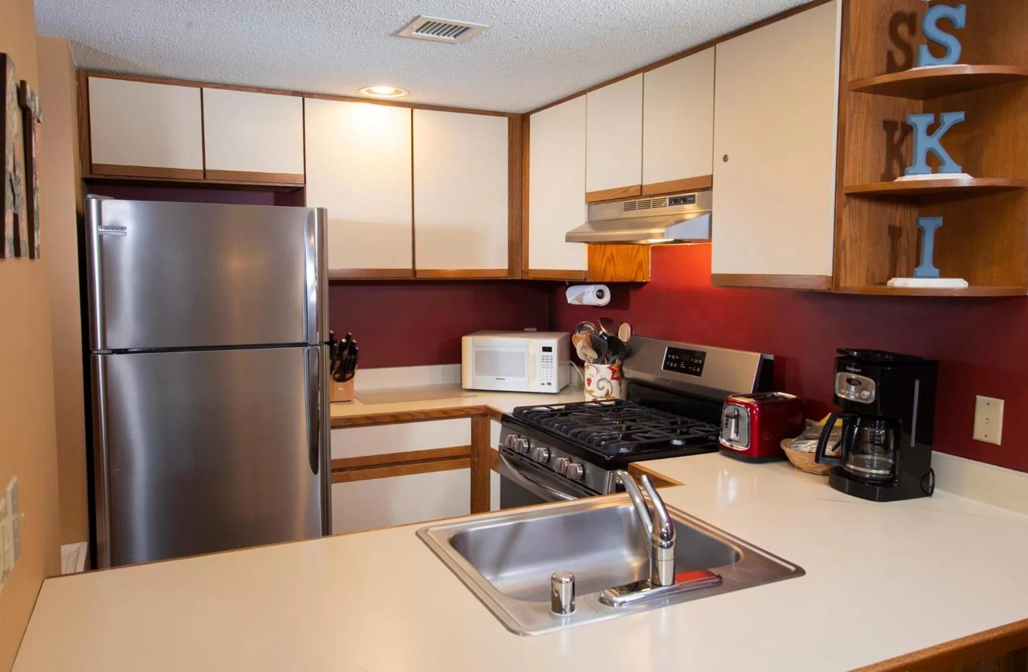 Kitchen or kitchenette in Winterplace at Okemo, A Vail Resorts Property