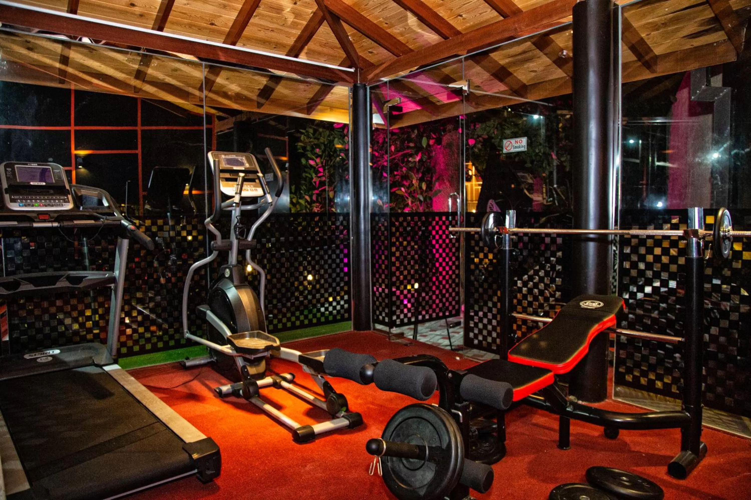 Fitness centre/facilities in Royal Classic Resort