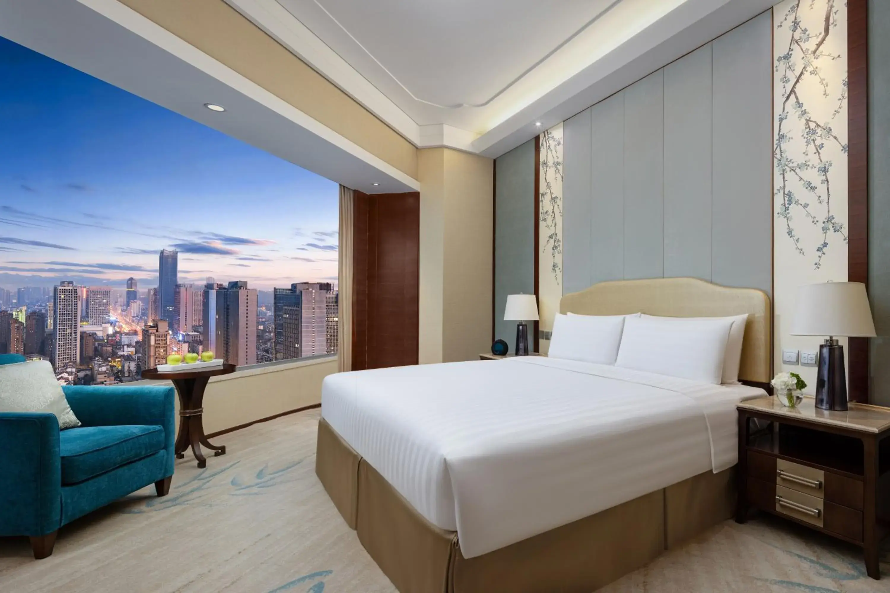Premier King Room - single occupancy in Shangri-La Hefei Premier King Room - single occupancy in Shangri-La Hefei