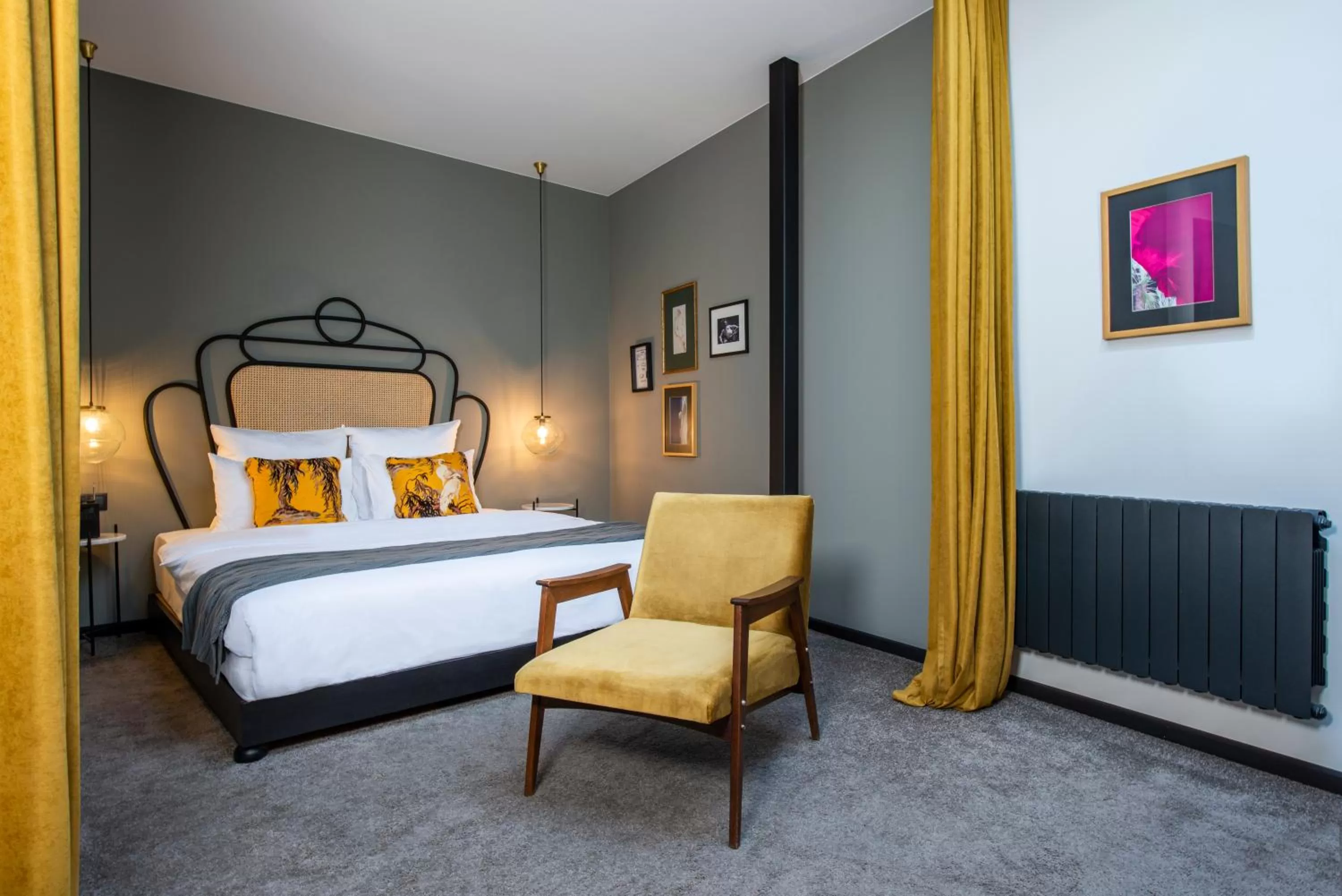 Photo of the whole room, Bed in Communal Hotel Sololaki