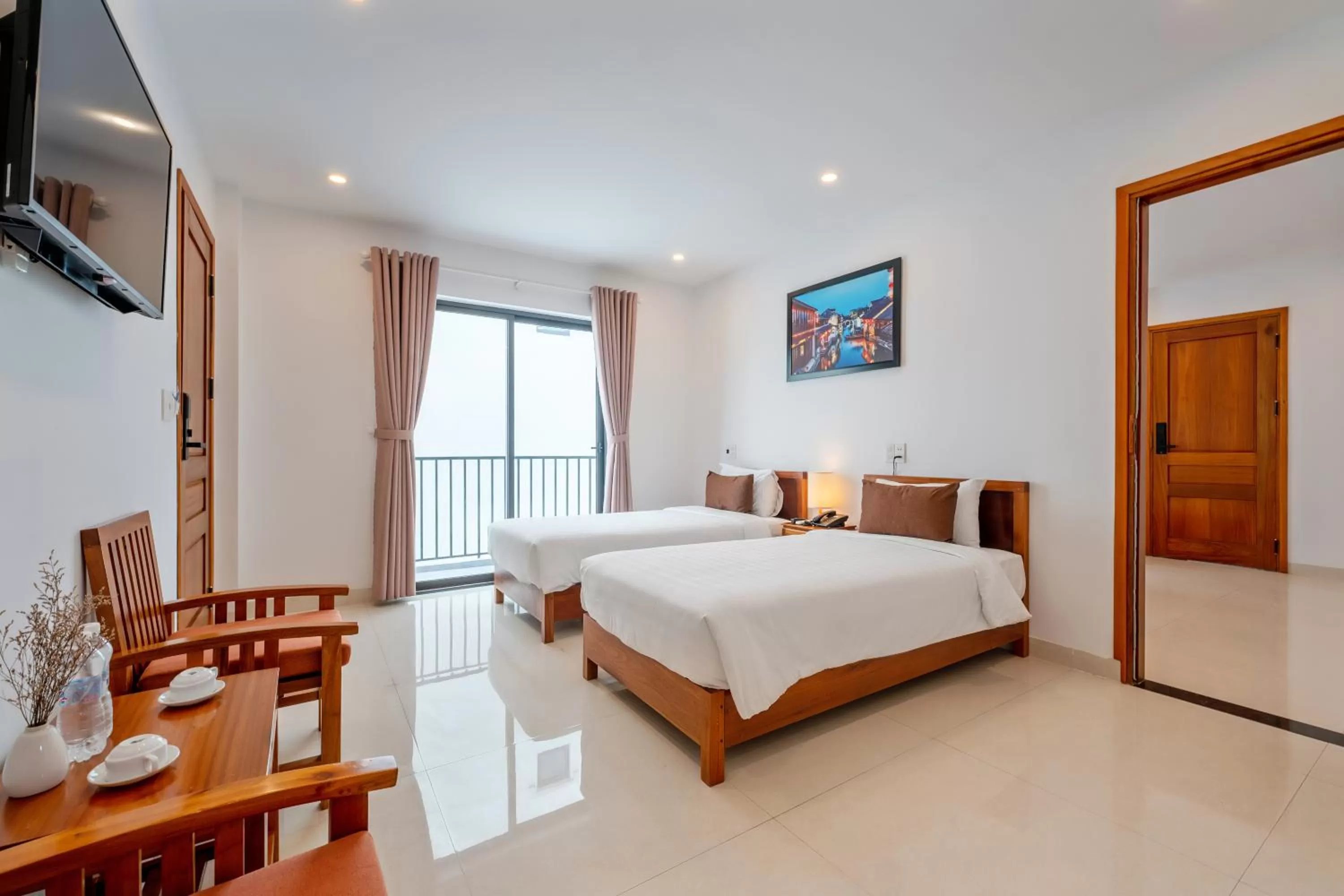 Communal lounge/ TV room in Tomorrow Oasis Boutique Villa Hoi An