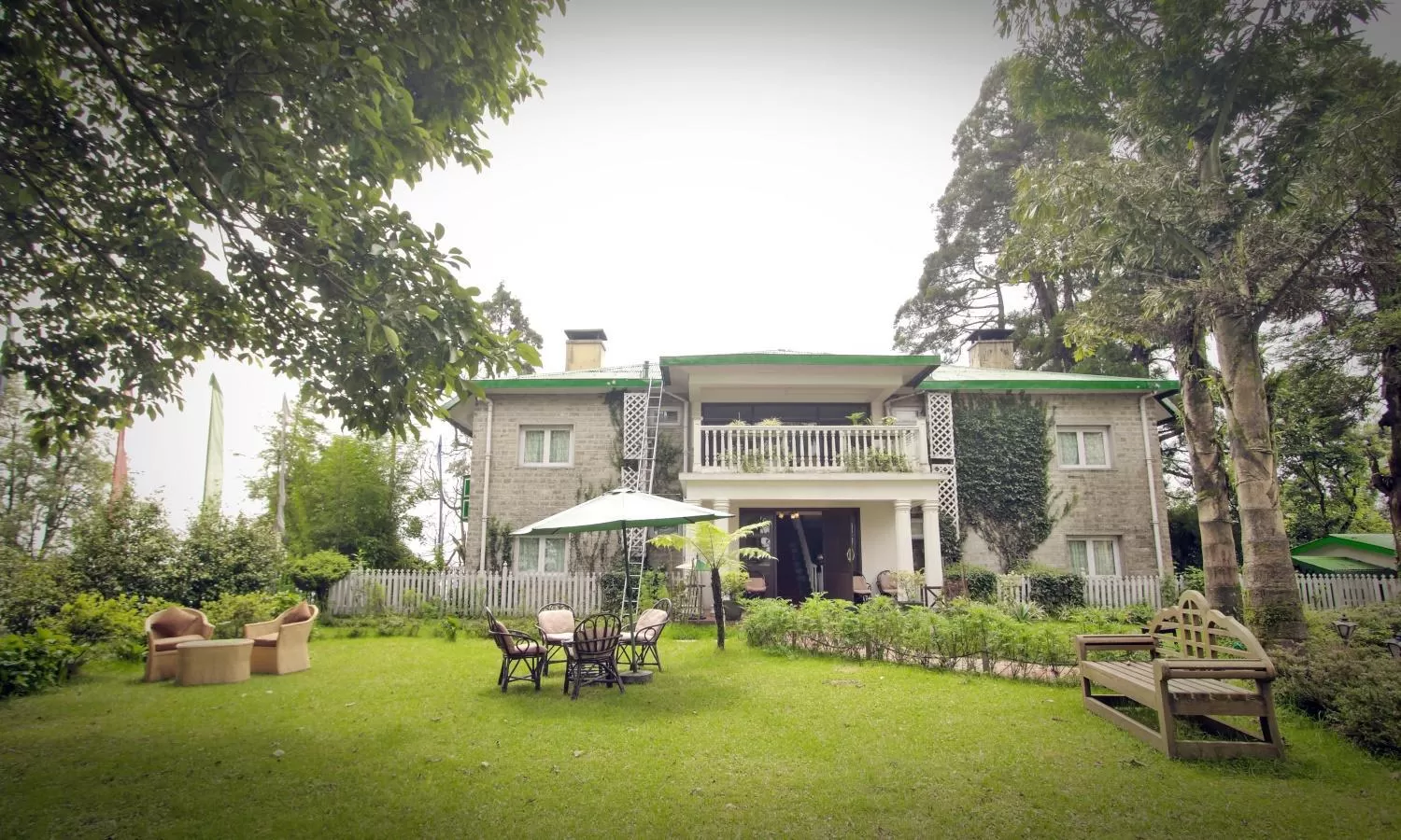 Garden in Windamere Hotel - A Colonial Heritage