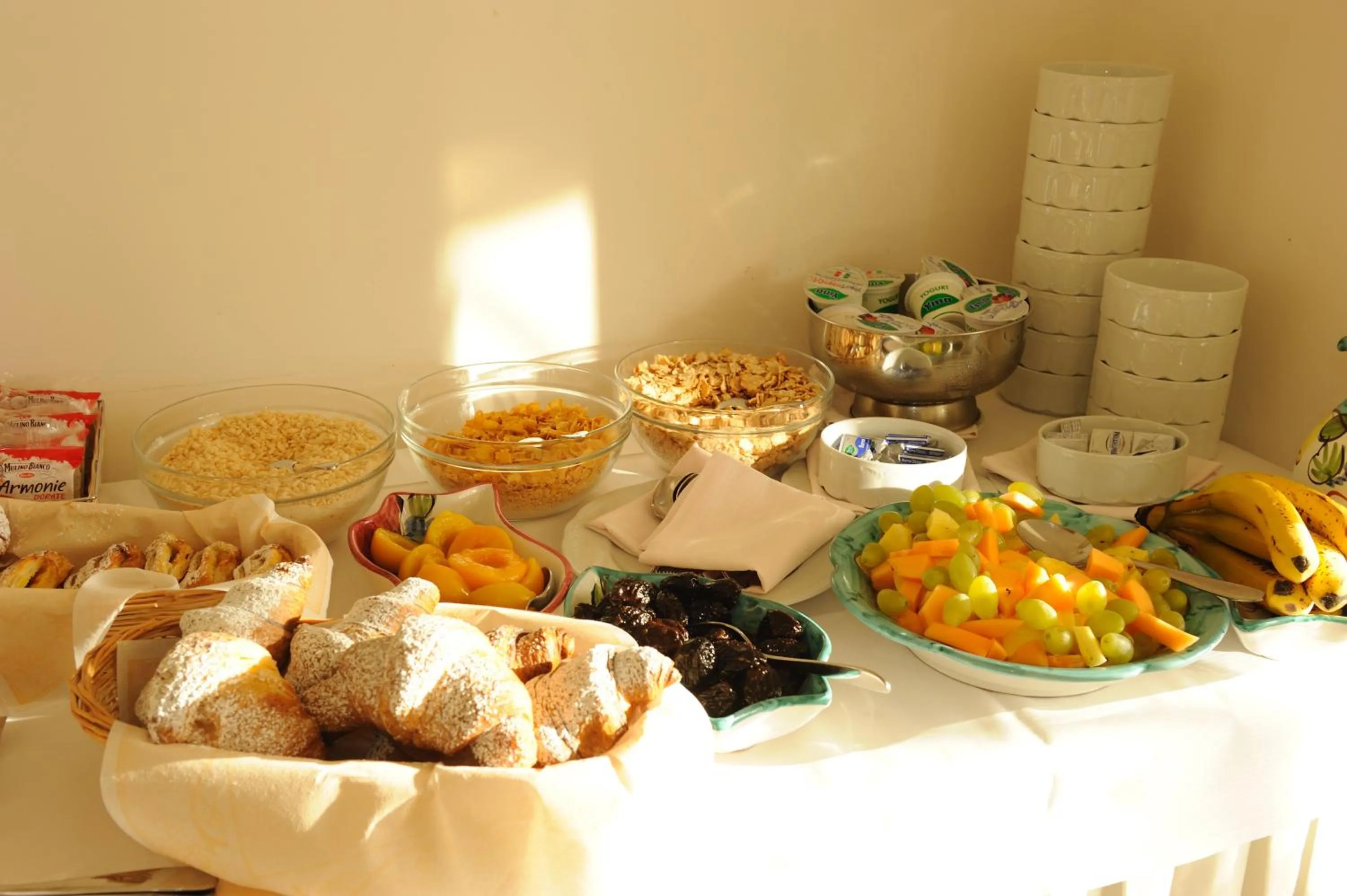 Food and drinks in Hotel Villa Fraulo