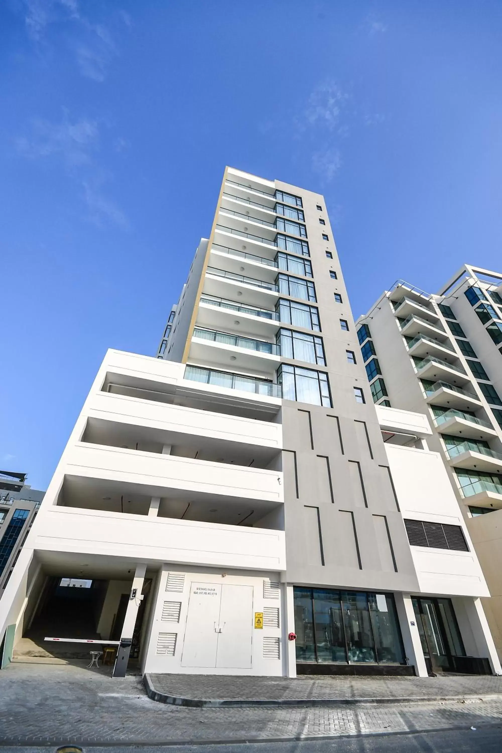 Noor Amwaj Hotel & Apartment Noor Amwaj Hotel & Apartment