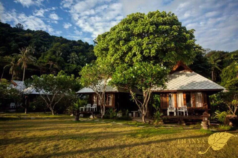 Day in Thanya Beach Resort - SHA Plus