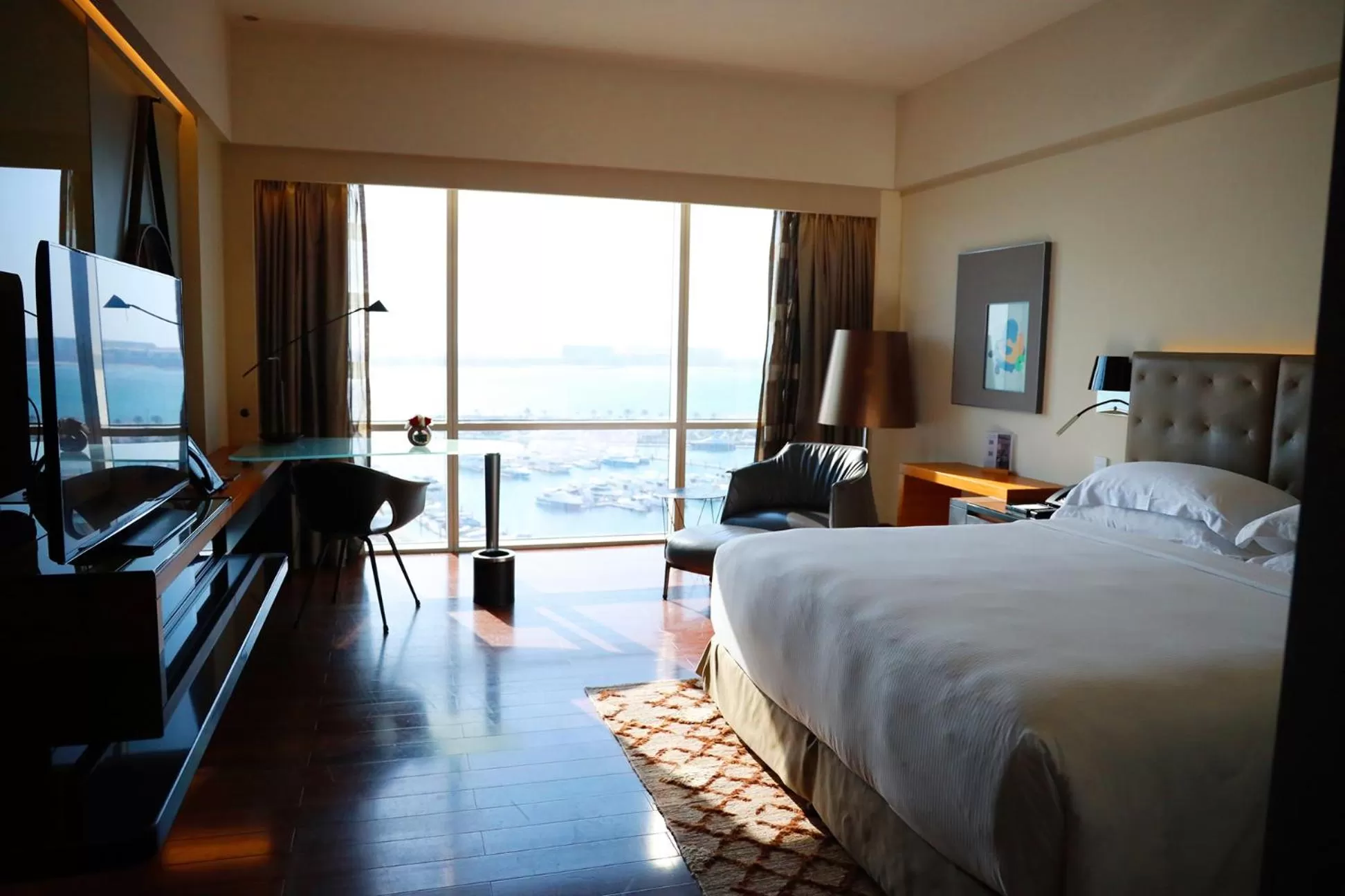 View (from property/room), Bed in The Art Hotel & Resort