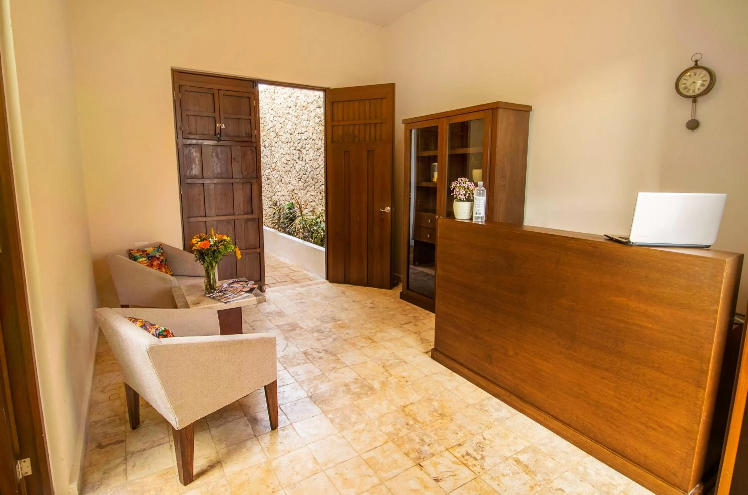 Lobby or reception in Hotel Boutique SAYAB