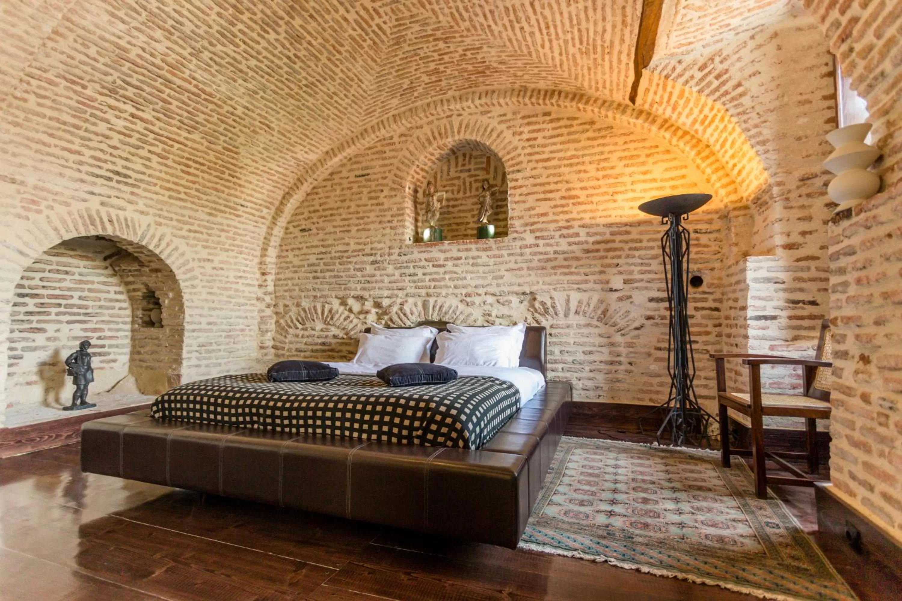 Bedroom, Bed in Castle in Old Town