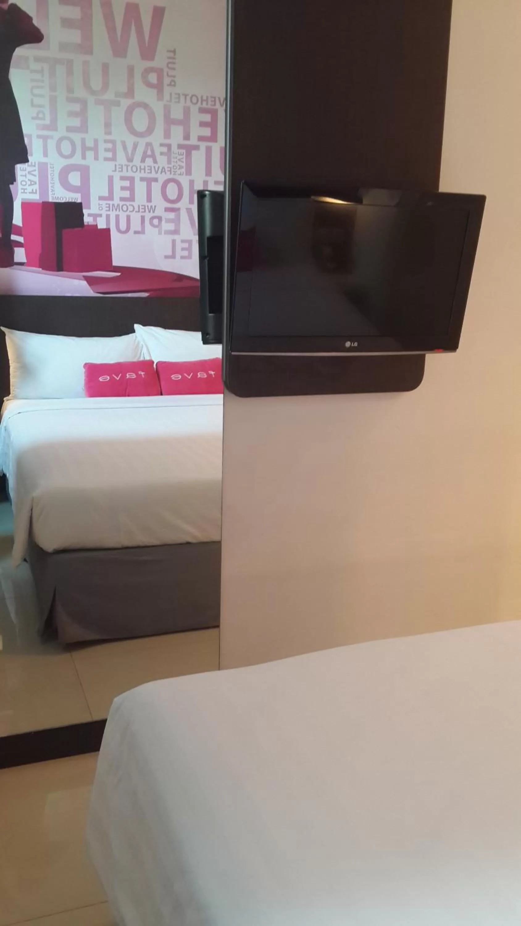 Decorative detail, Bed in favehotel Pluit Junction