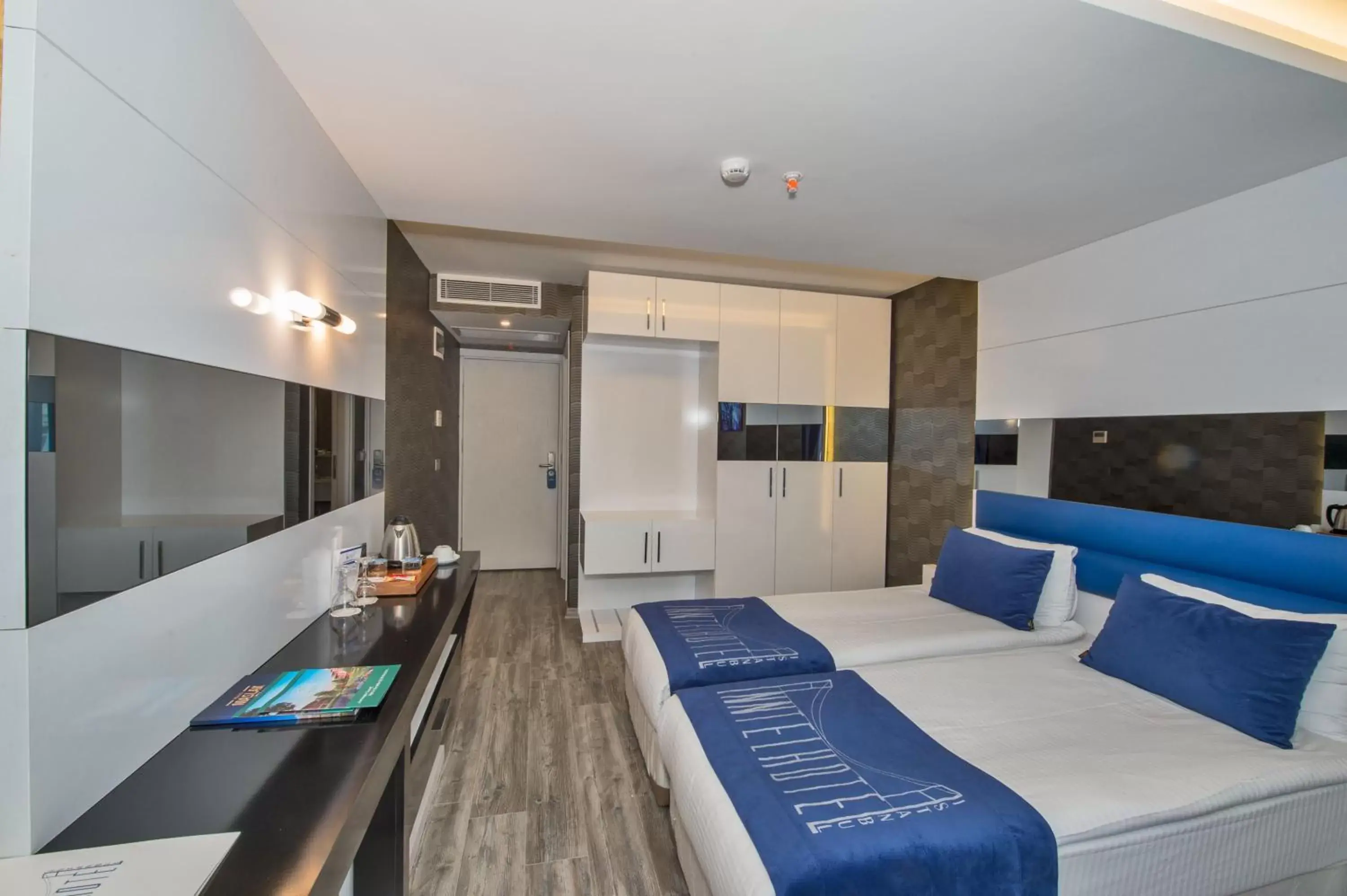 Standard Twin Room in Inntel Hotel Istanbul Standard Twin Room in Inntel Hotel Istanbul